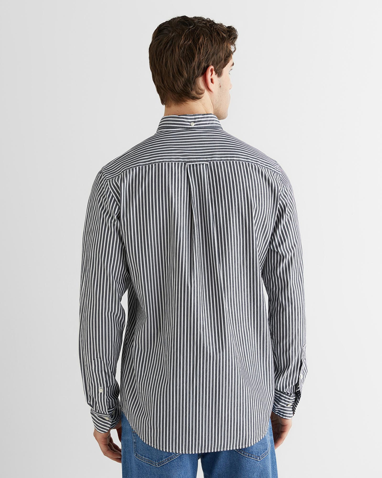 GANT Erkek Siyah Regular Fit Düğmeli Yaka Çizgili Poplin Gömlek