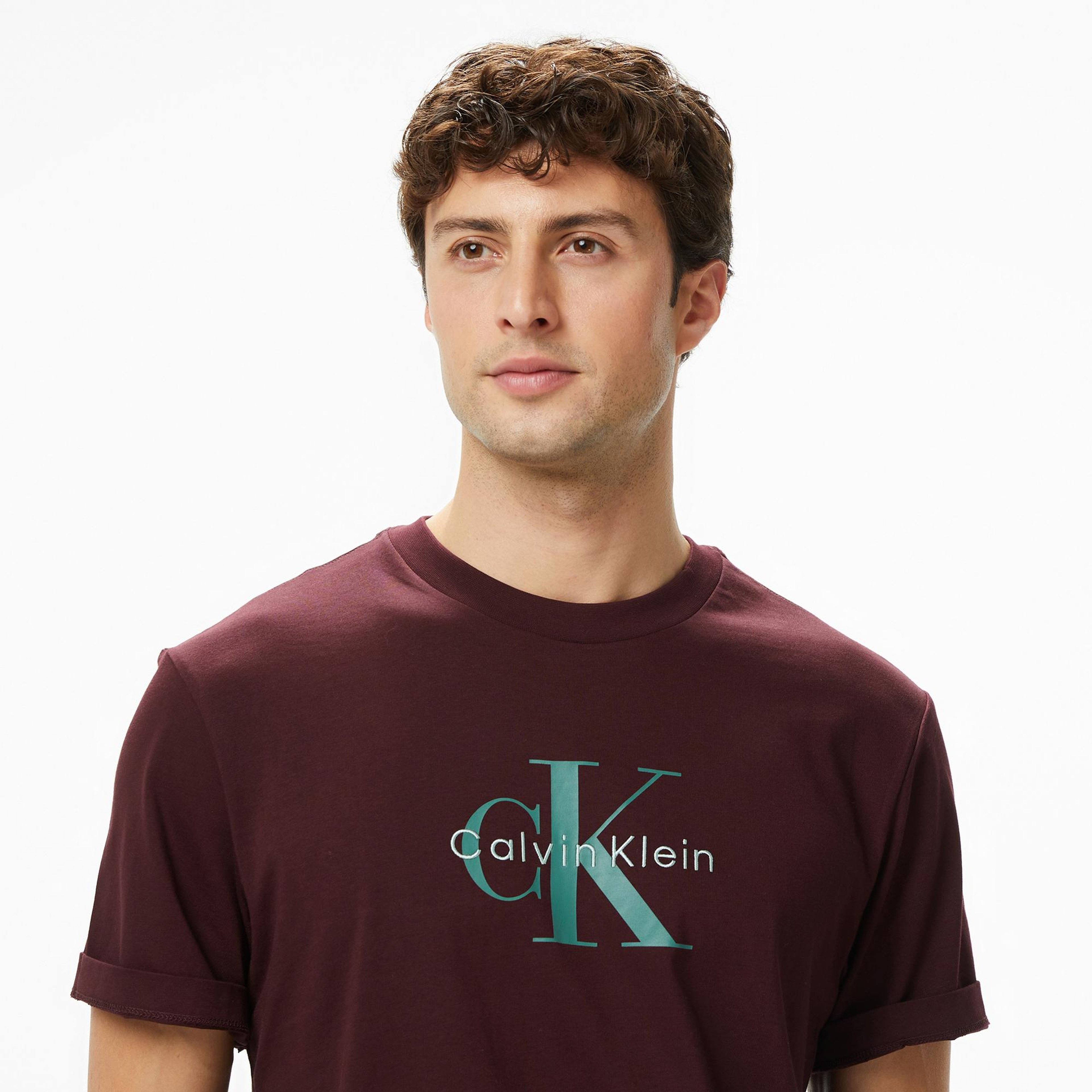 Calvin Klein Hero Monologo Erkek Bordo T-Shirt
