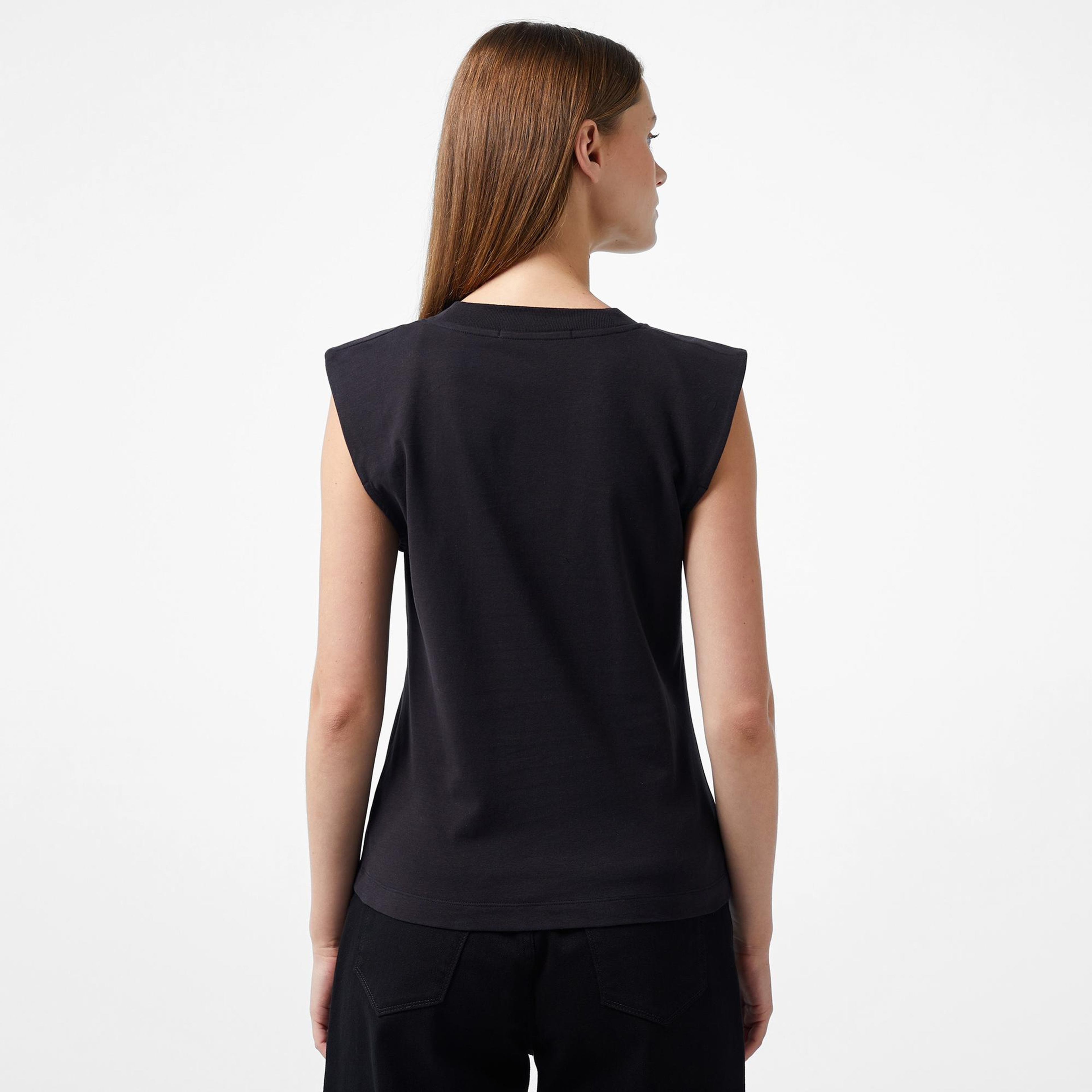 Calvin Klein Jeans Woven Label Loose Muscle Kadın Siyah T-Shirt