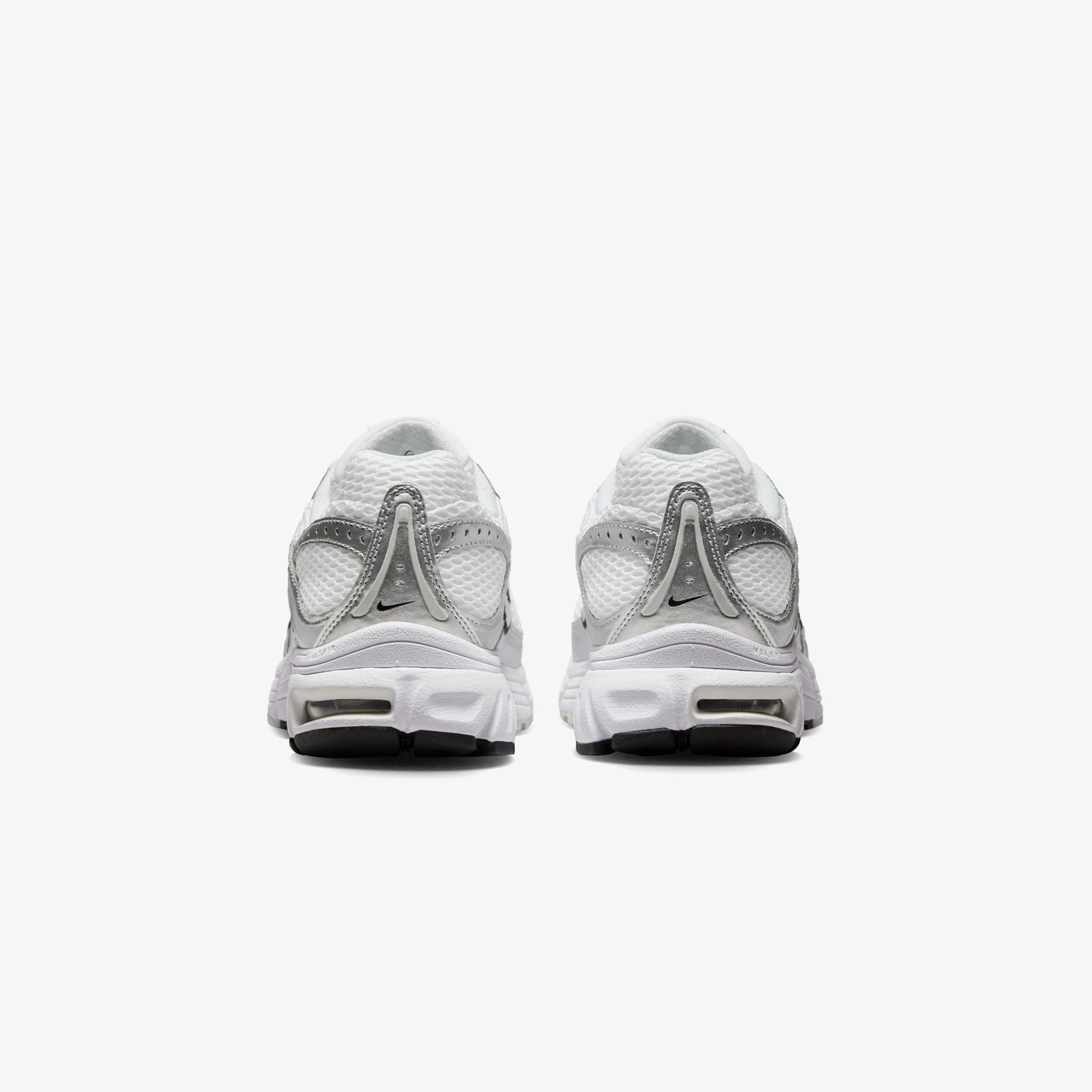 Nike Air Max Moto Kadın Beyaz Spor Ayakkabı