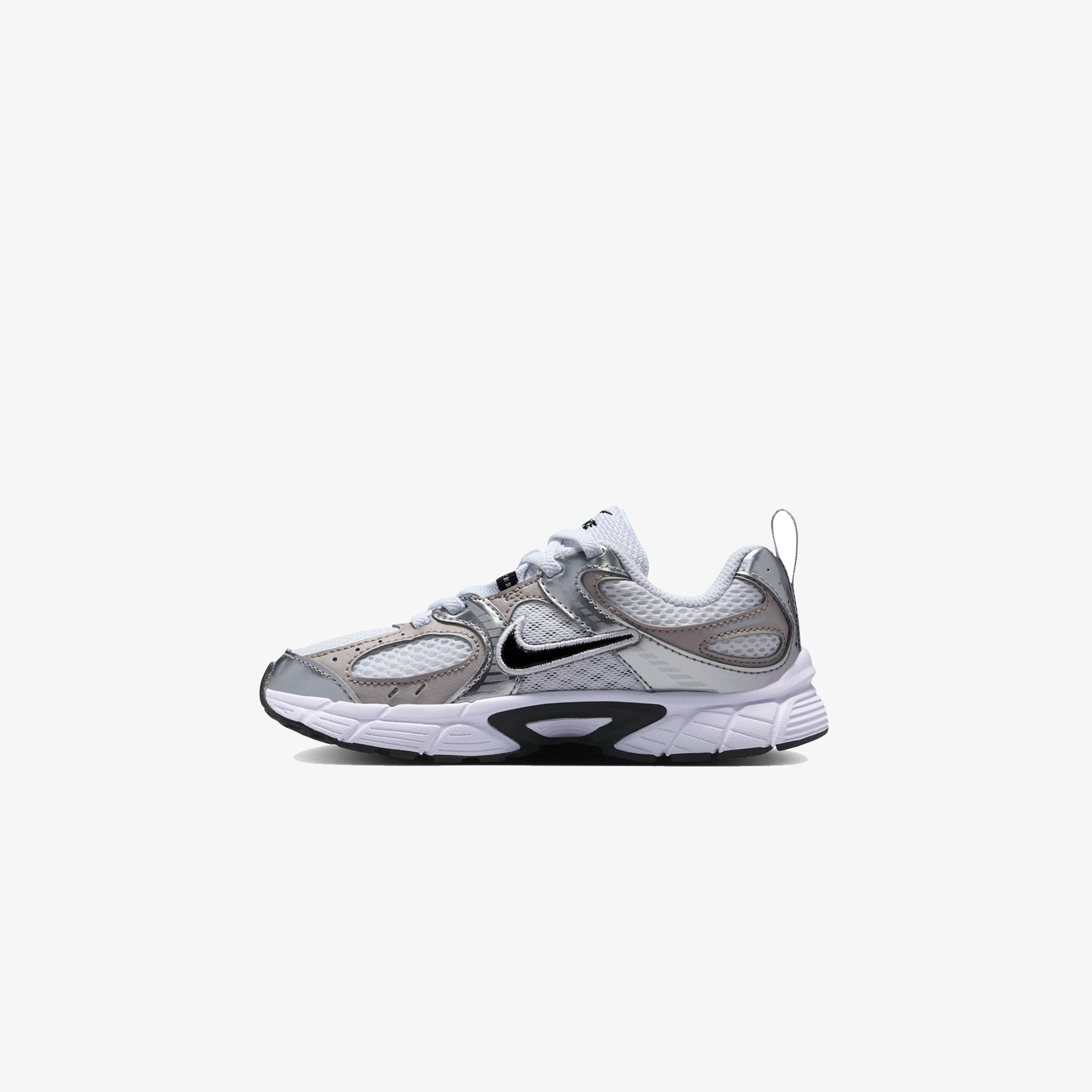 Nike V5 RNR Çocuk Beyaz Spor Ayakkabı