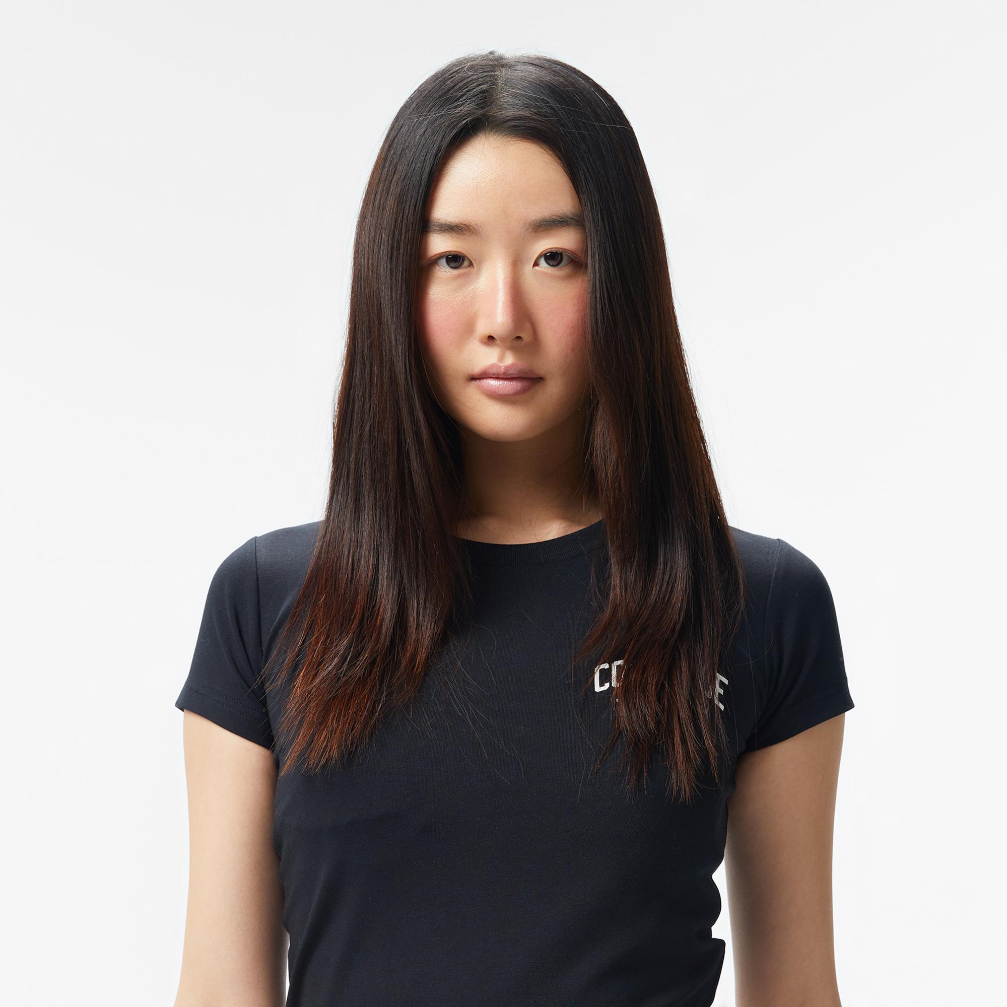 Converse Kadın Slim Fit Baskılı Siyah T-Shirt