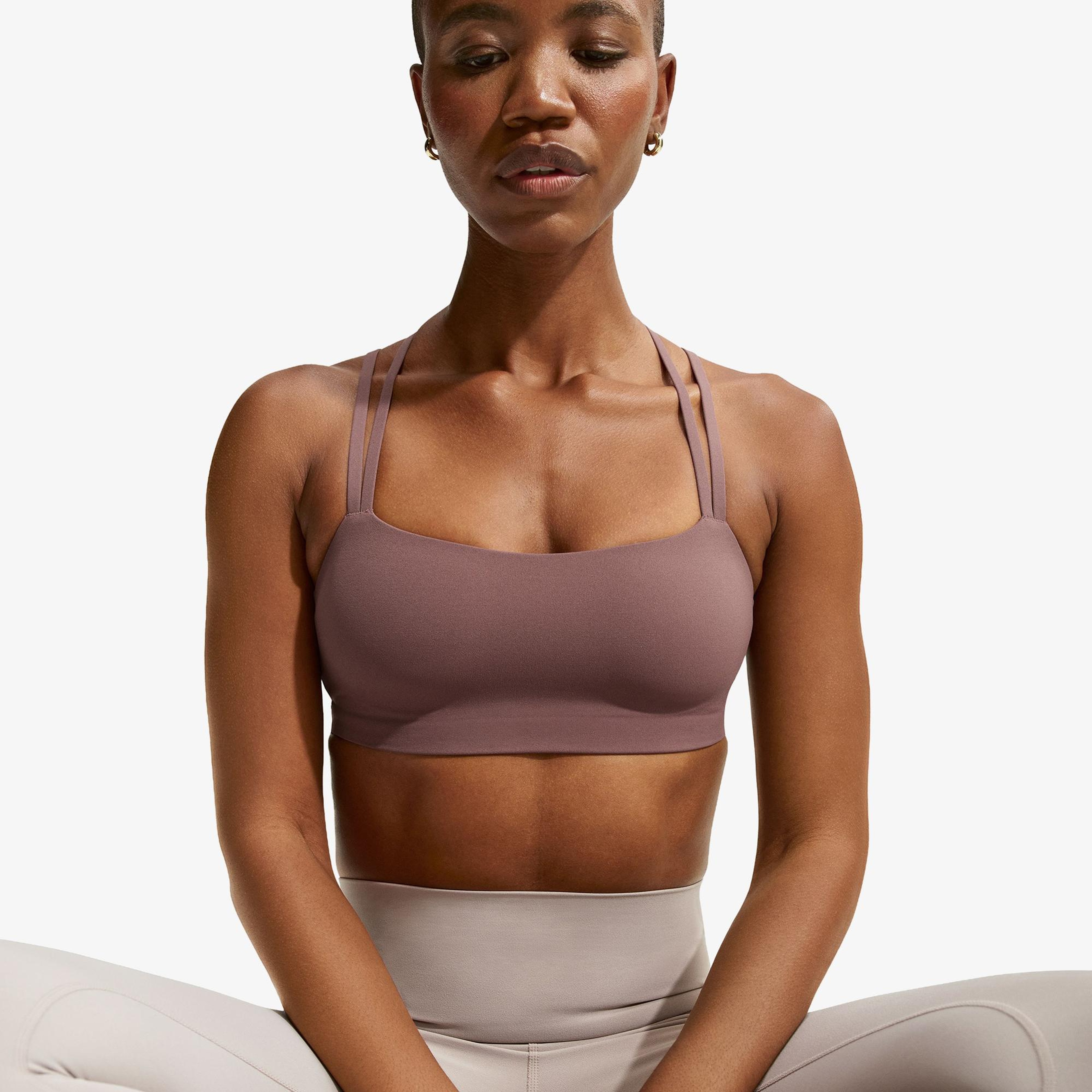 Nike Dri-Fit Zenvy Strappy Kadın Pembe Bra