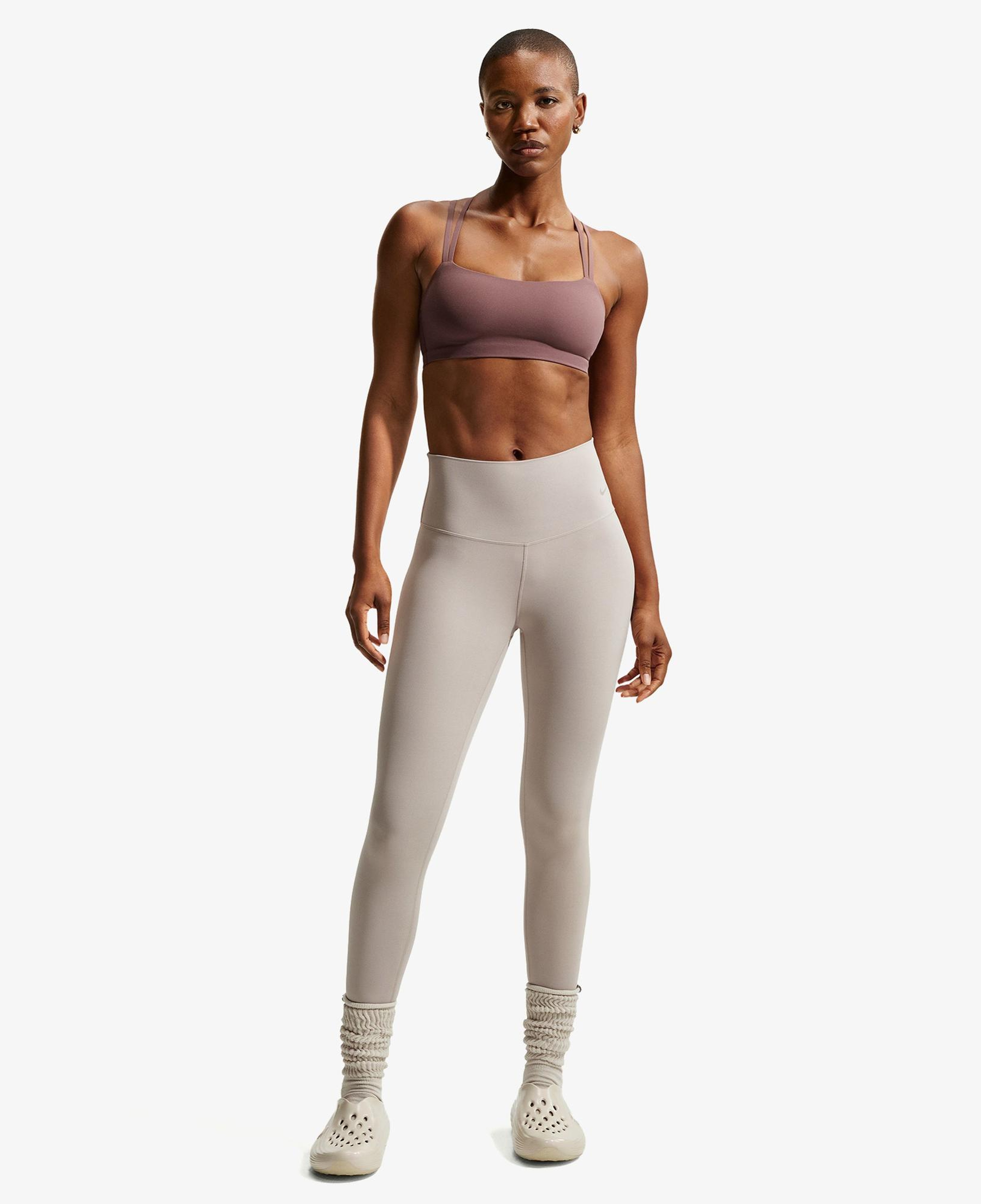 Nike Dri-Fit Zenvy Strappy Kadın Pembe Bra