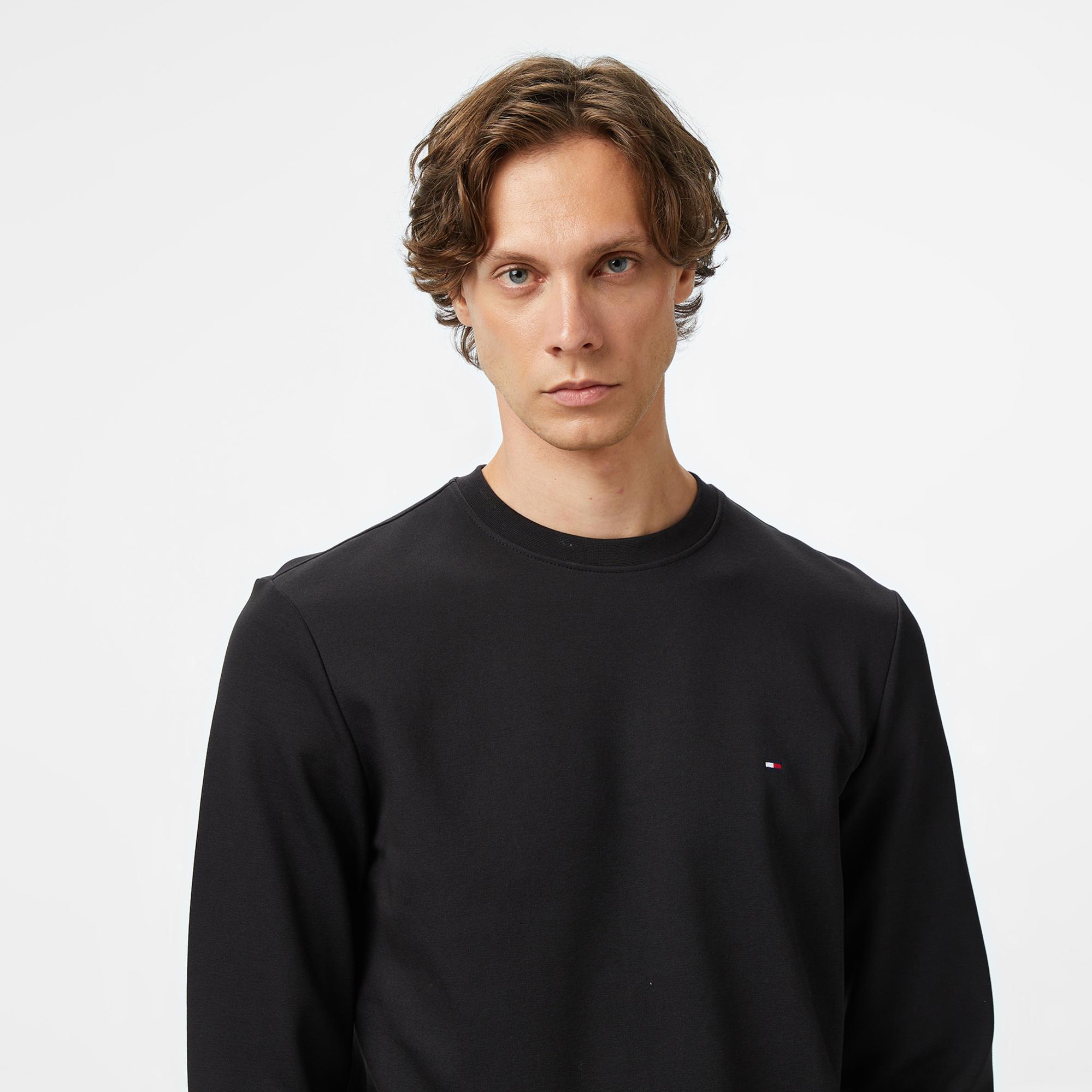 Tommy Hilfiger Essential Intechno Yuvarlak Yaka Erkek Siyah Sweatshirt