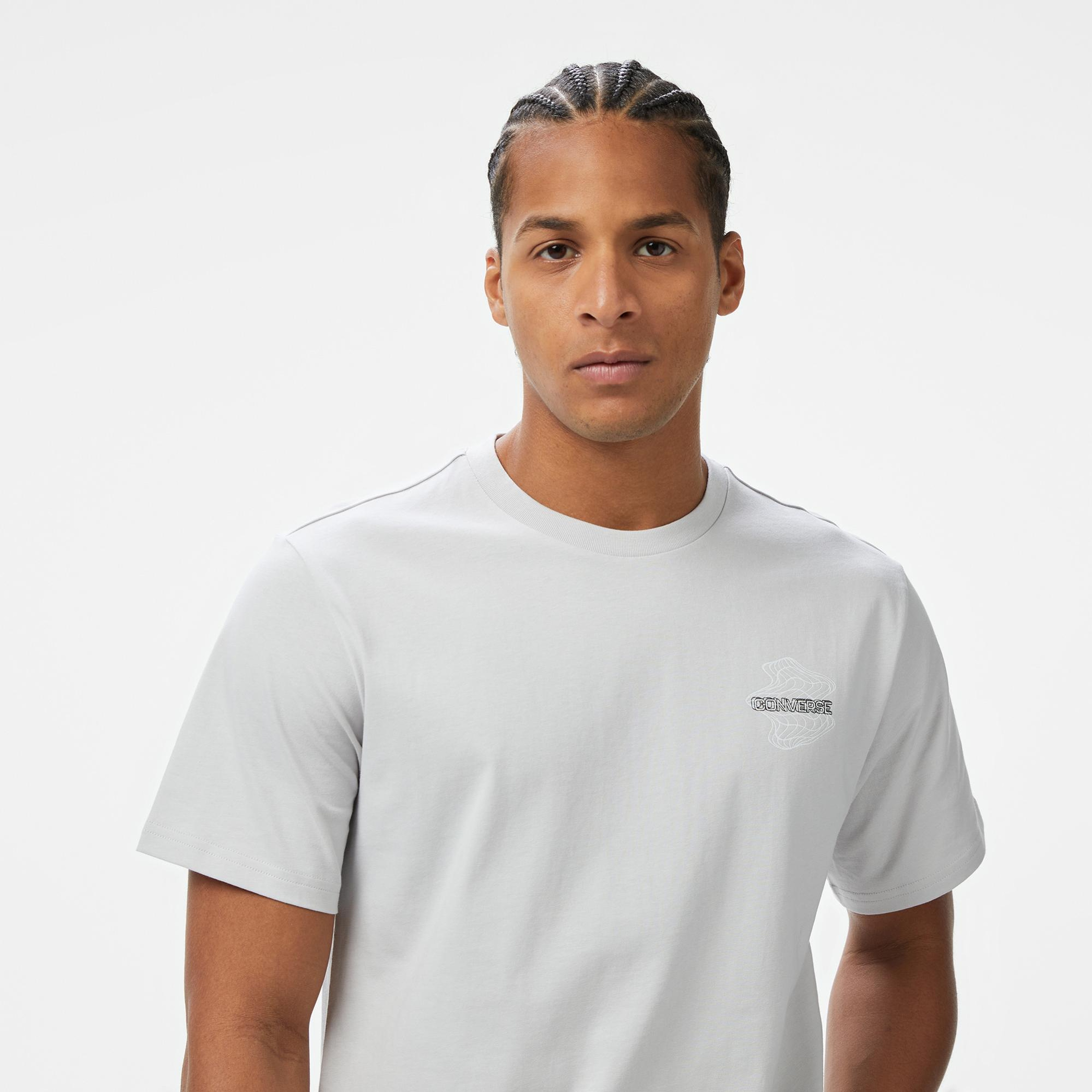 Converse Erkek Loose Fit Grafik Baskılı Gri T-Shirt