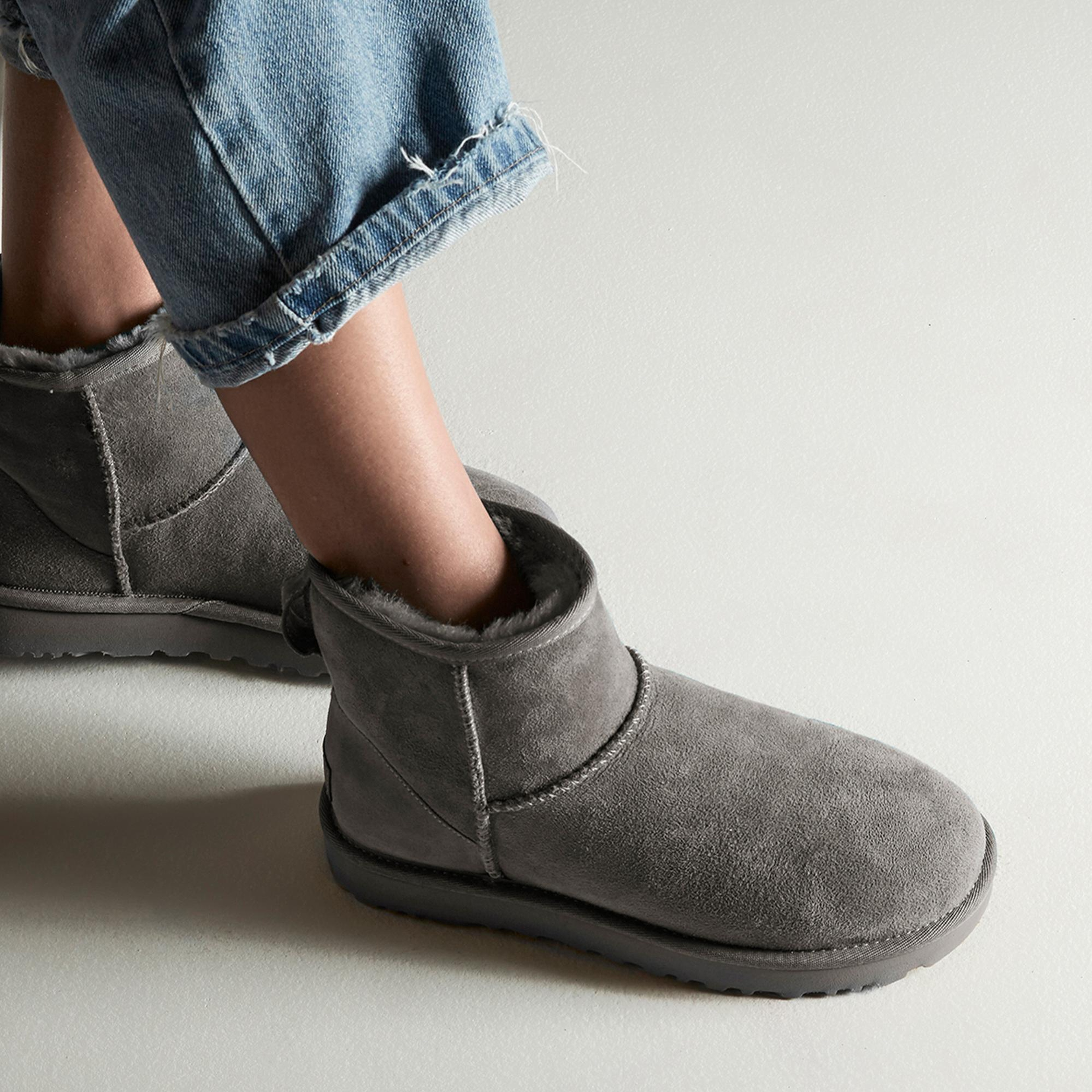 UGG Classic Ultra Mini Kadın Gri Bot