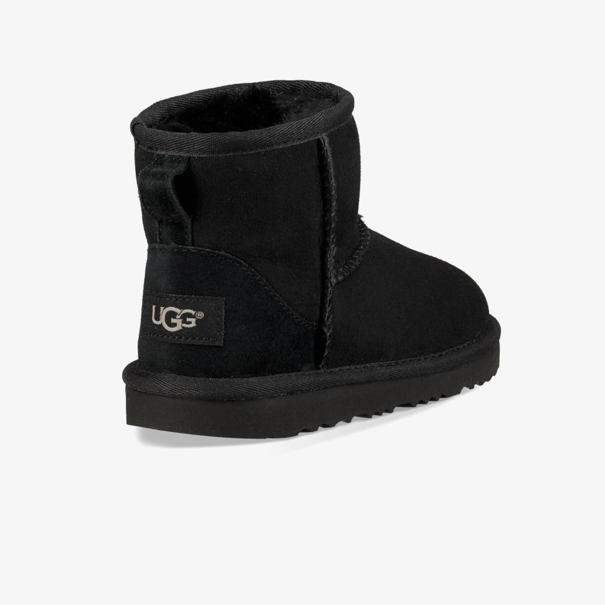 UGG Classic Mini II Çocuk Siyah Bot