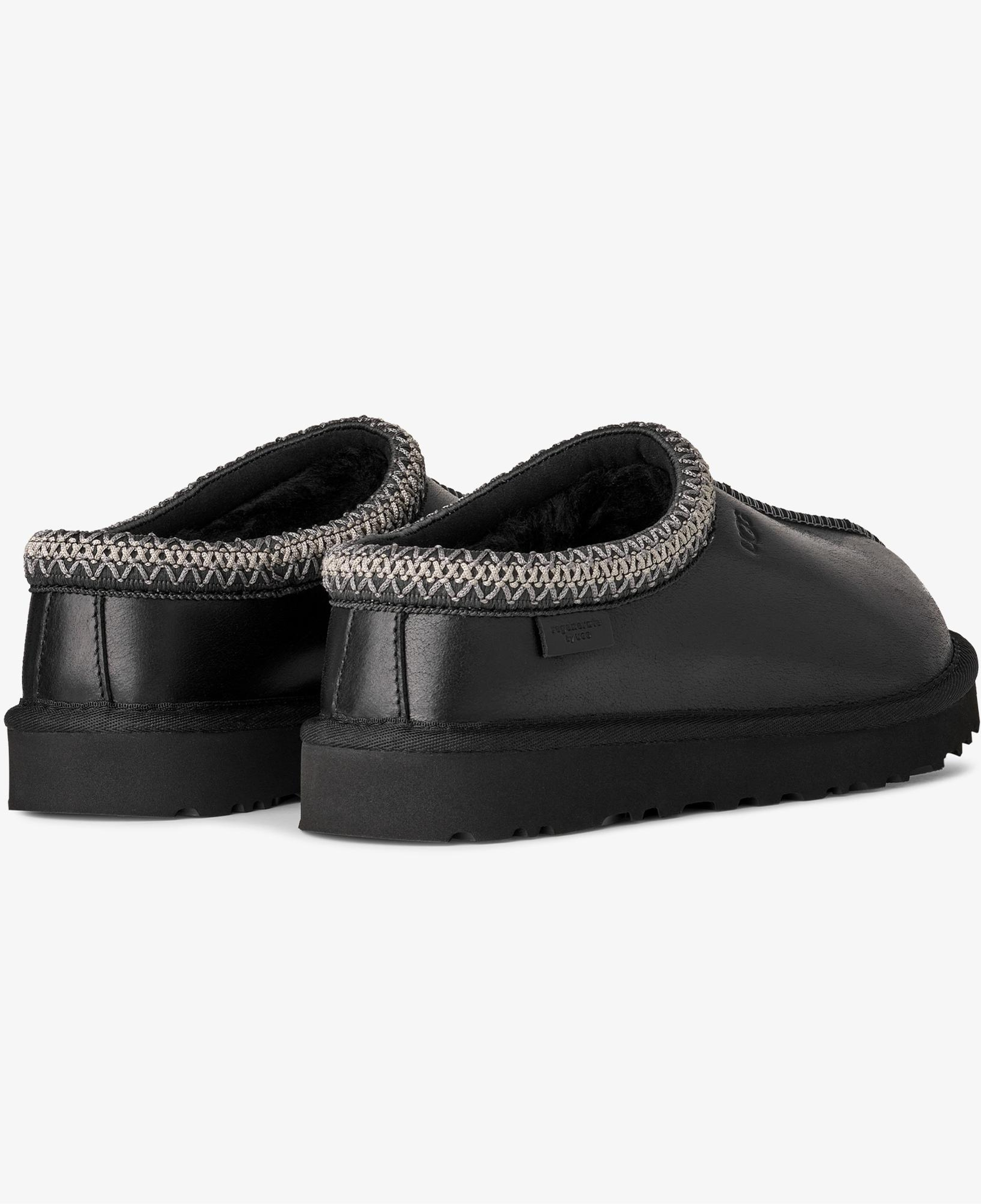 UGG Tasman Leather Regen Kadın Siyah Bot