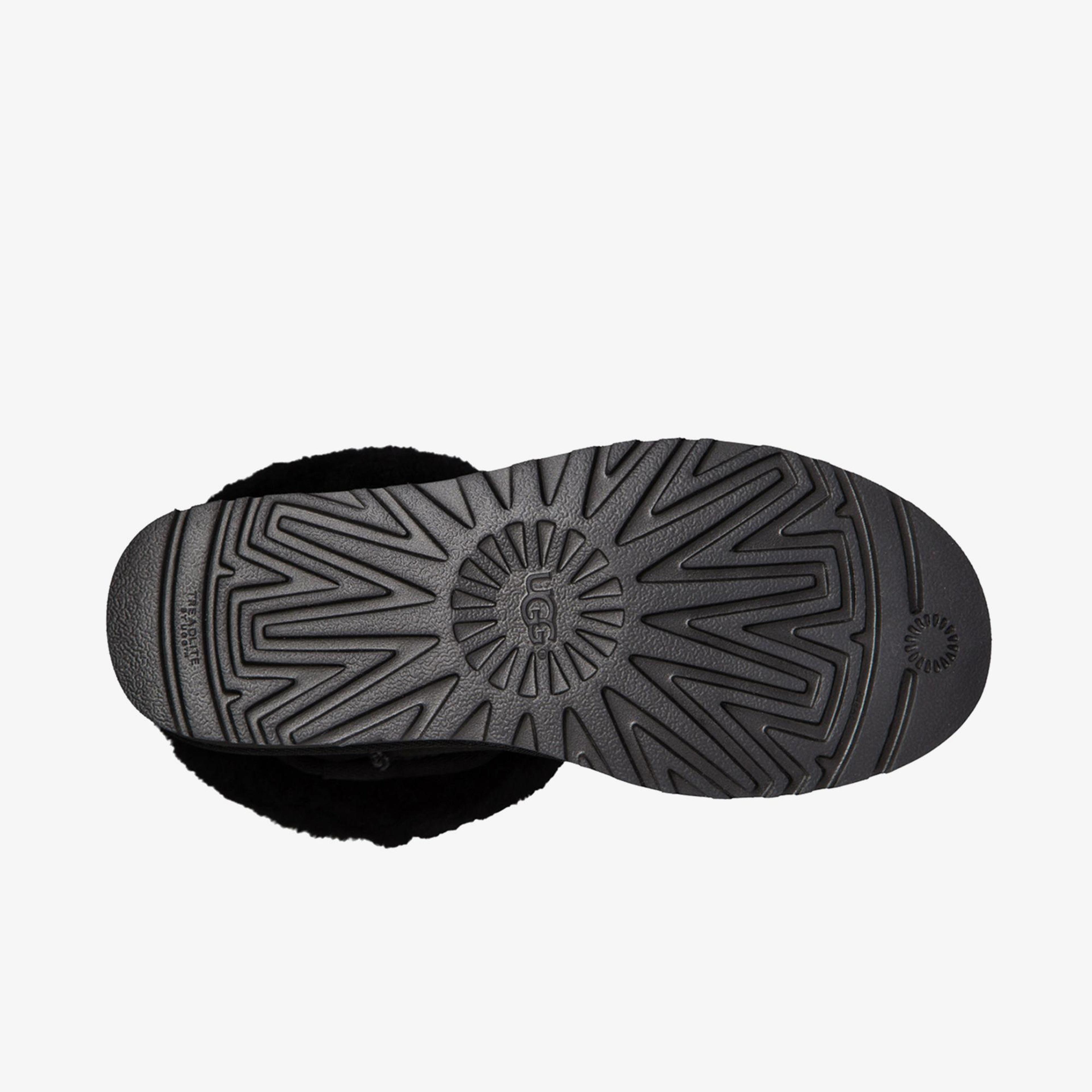 UGG Classic Short II Kadın Siyah Bot