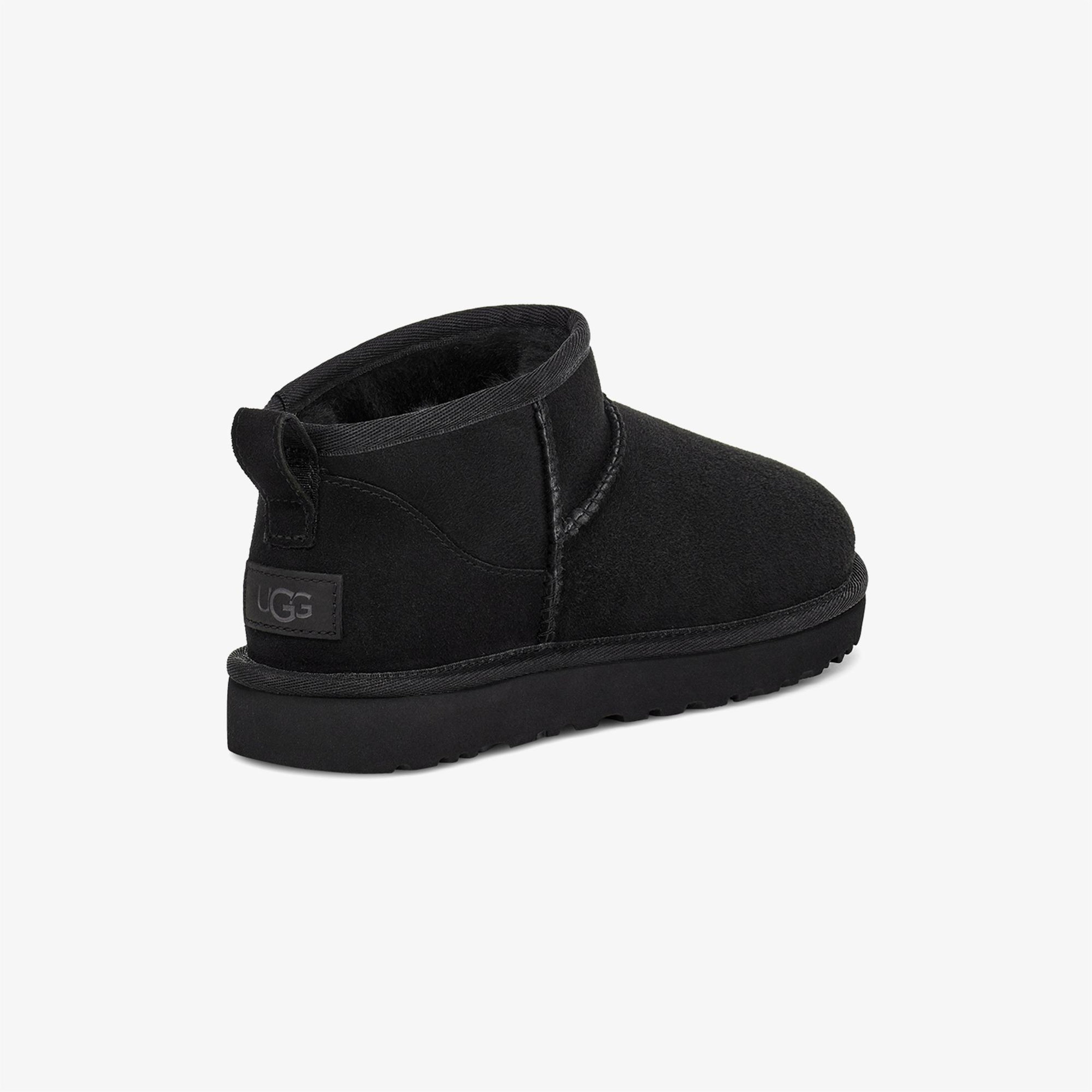 UGG Classic Ultra Mini Kadın Siyah Bot