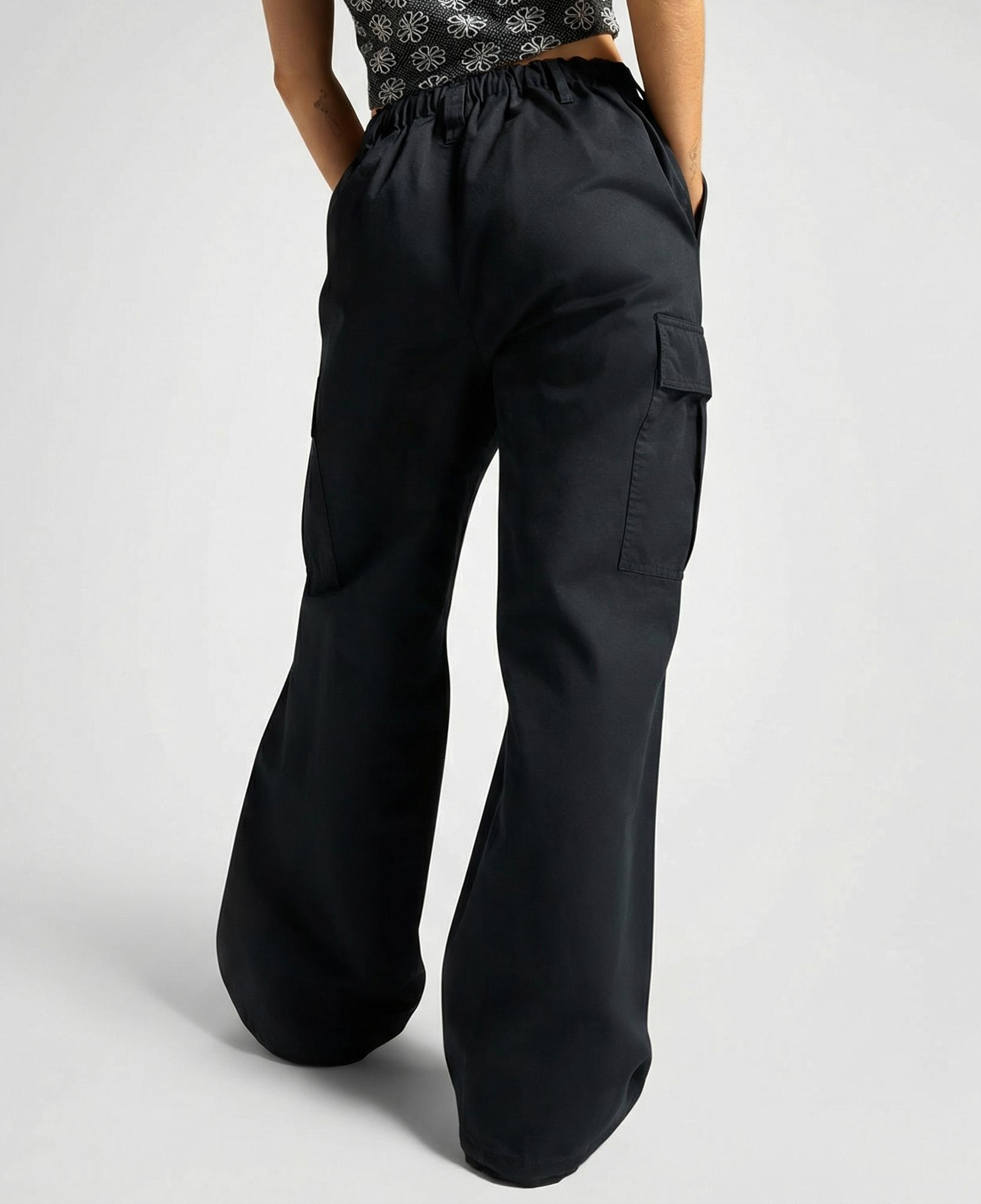 Converse Cargo Kadın Siyah Pantolon