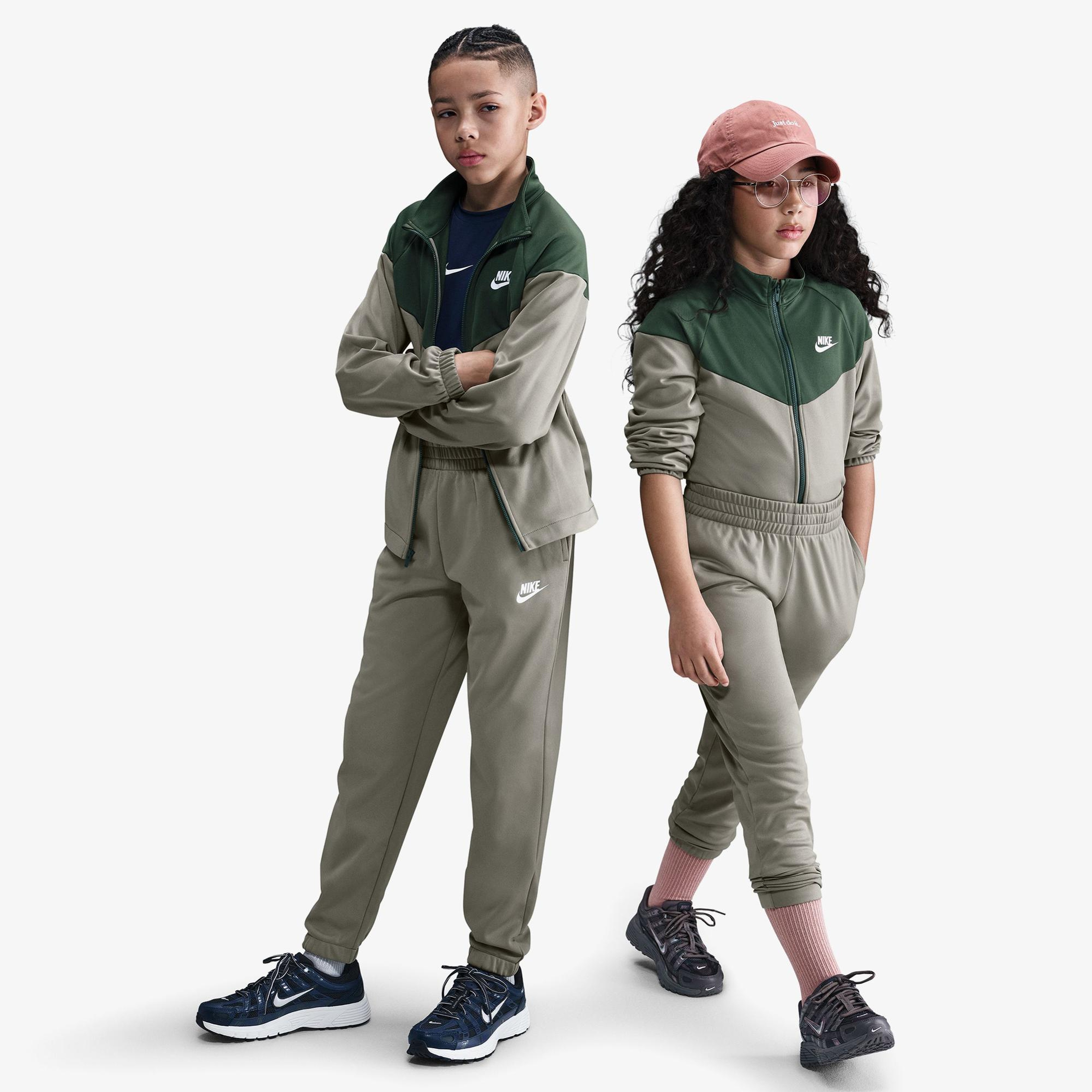 Nike Sportswear Dri-Fit Çocuk Yeşil Eşofman Takımı