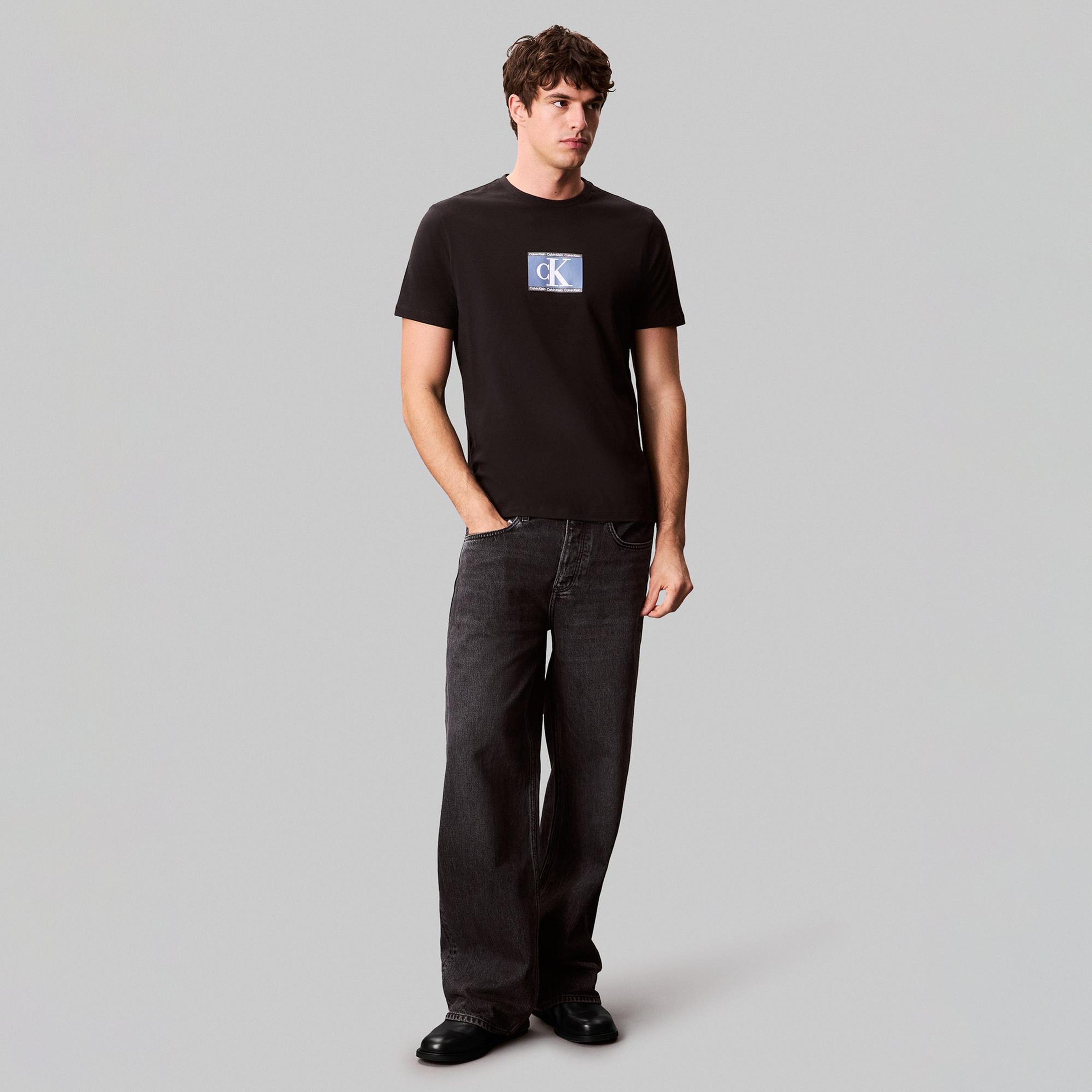 Calvin Klein Box Tape Graphic Erkek Siyah T-Shirt