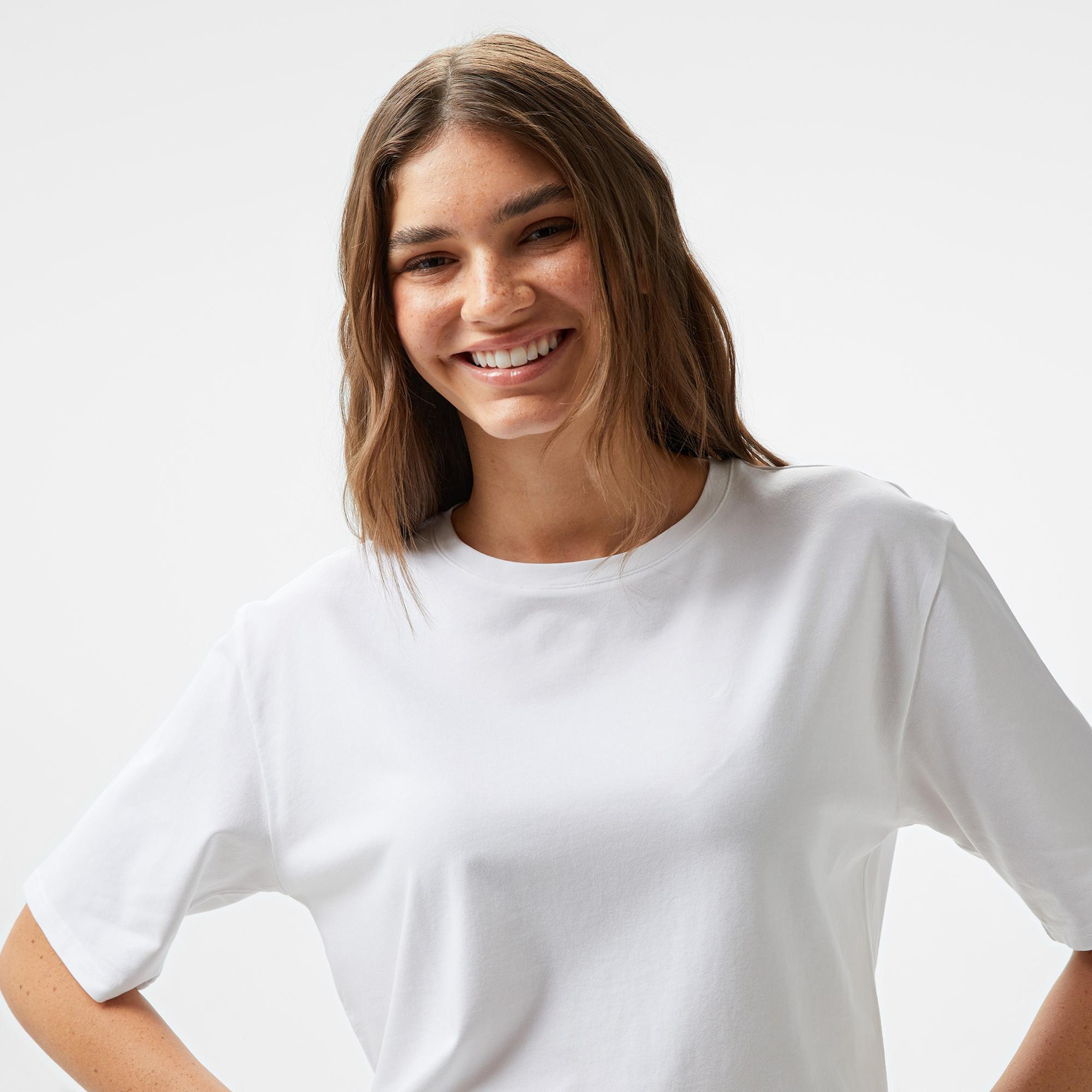 Nautica Kadın Beyaz Kısa Kollu Regular Fit T-Shirt