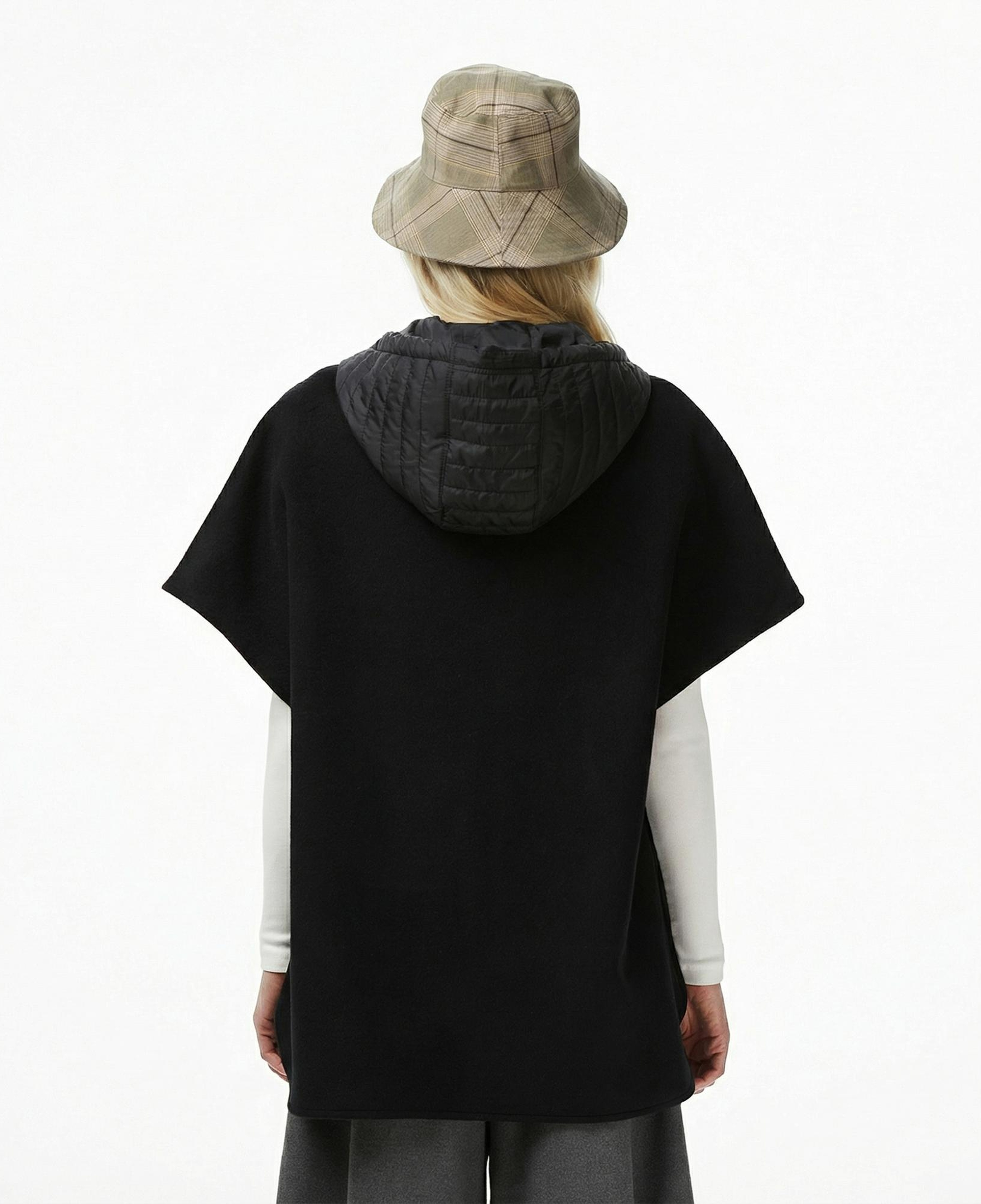 Lacoste Kadın Kapüşonlu Siyah Mont