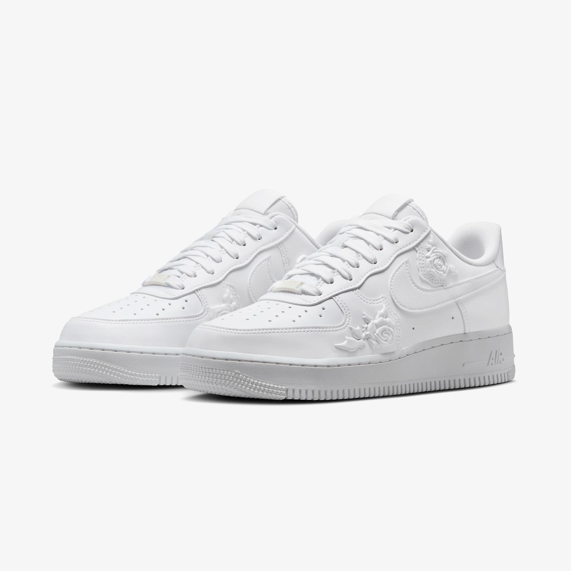 Nike Beyaz Nike Air Force 1