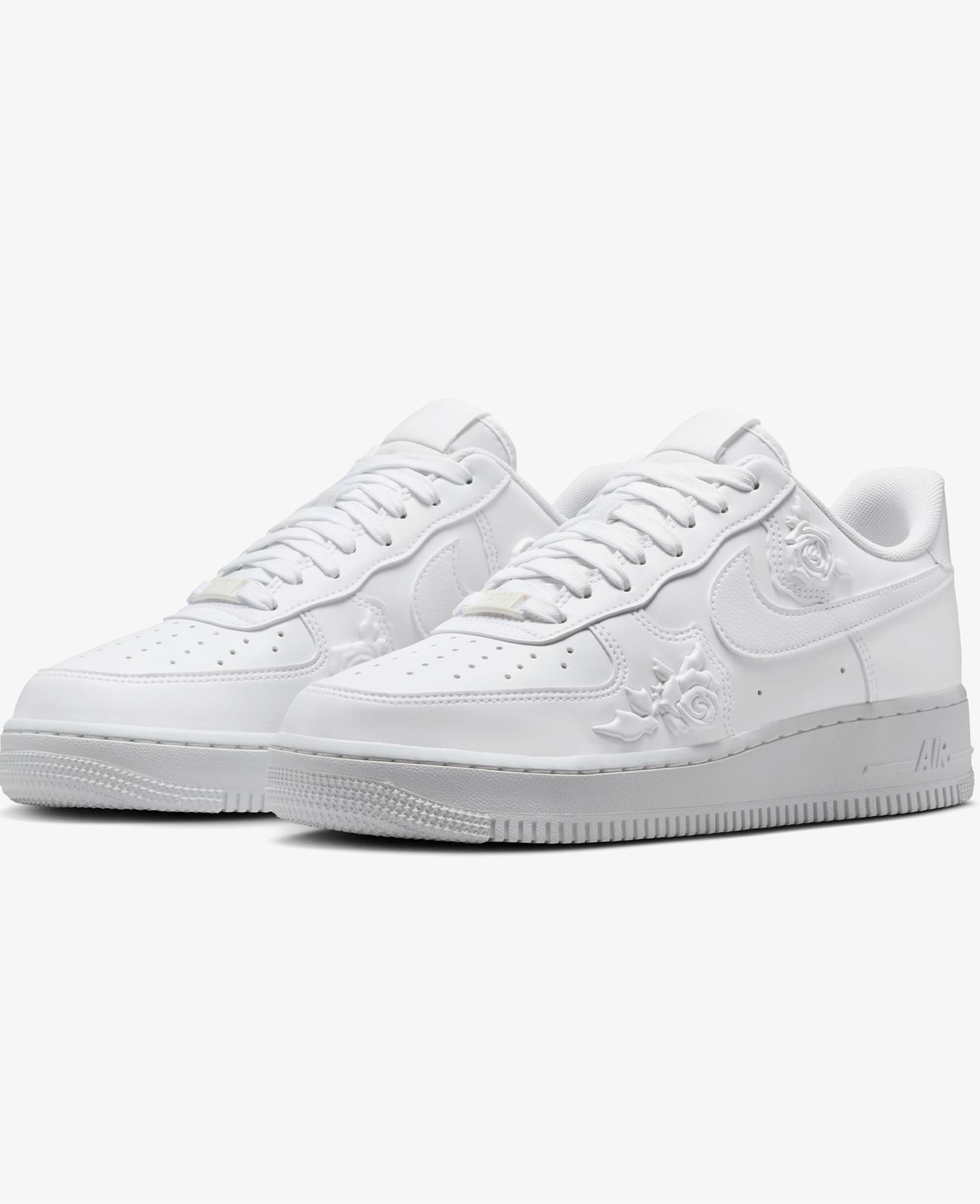 Nike Air Force 1 '07 Kadın Beyaz Spor Ayakkabı