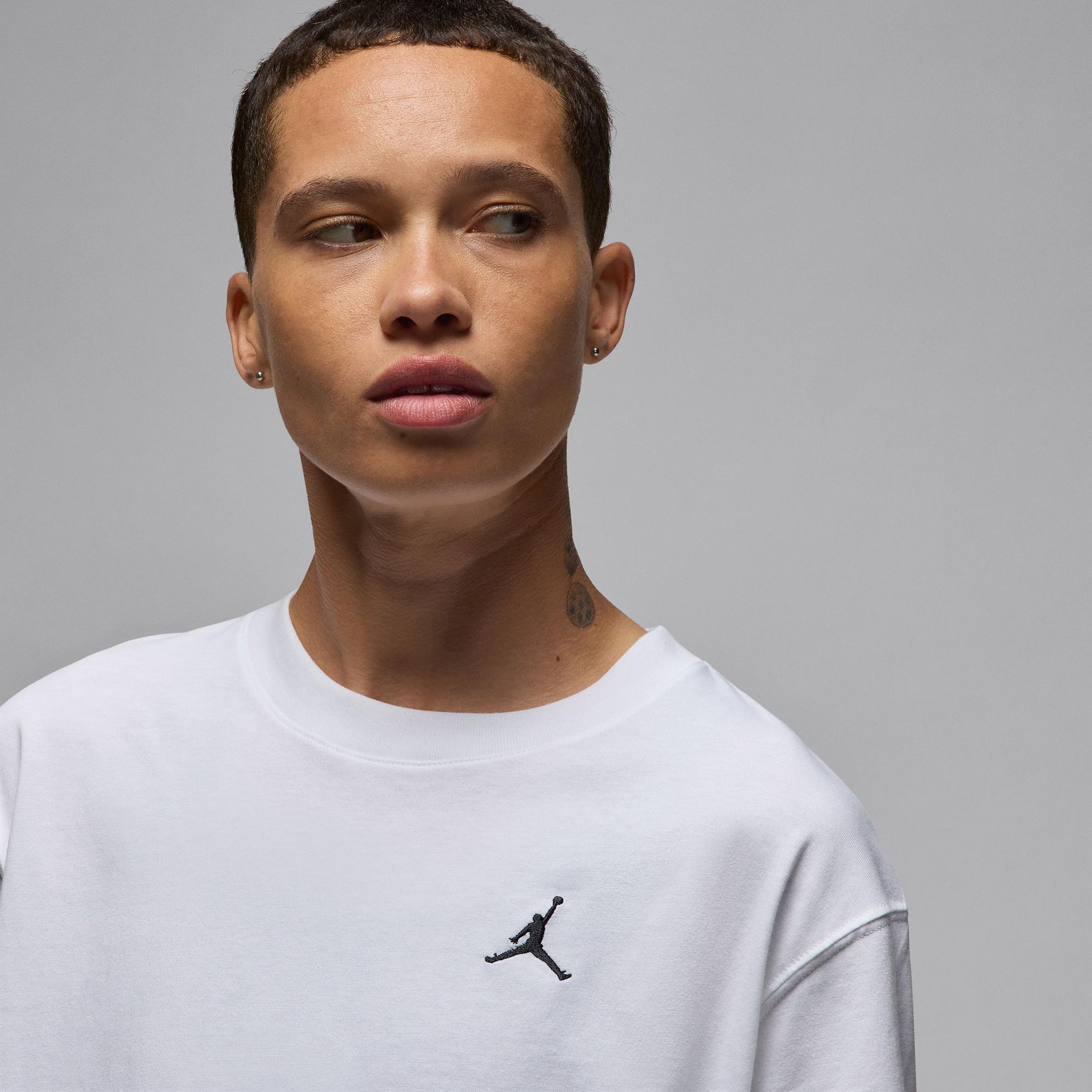 Jordan Essentials Kadın Beyaz T-Shirt
