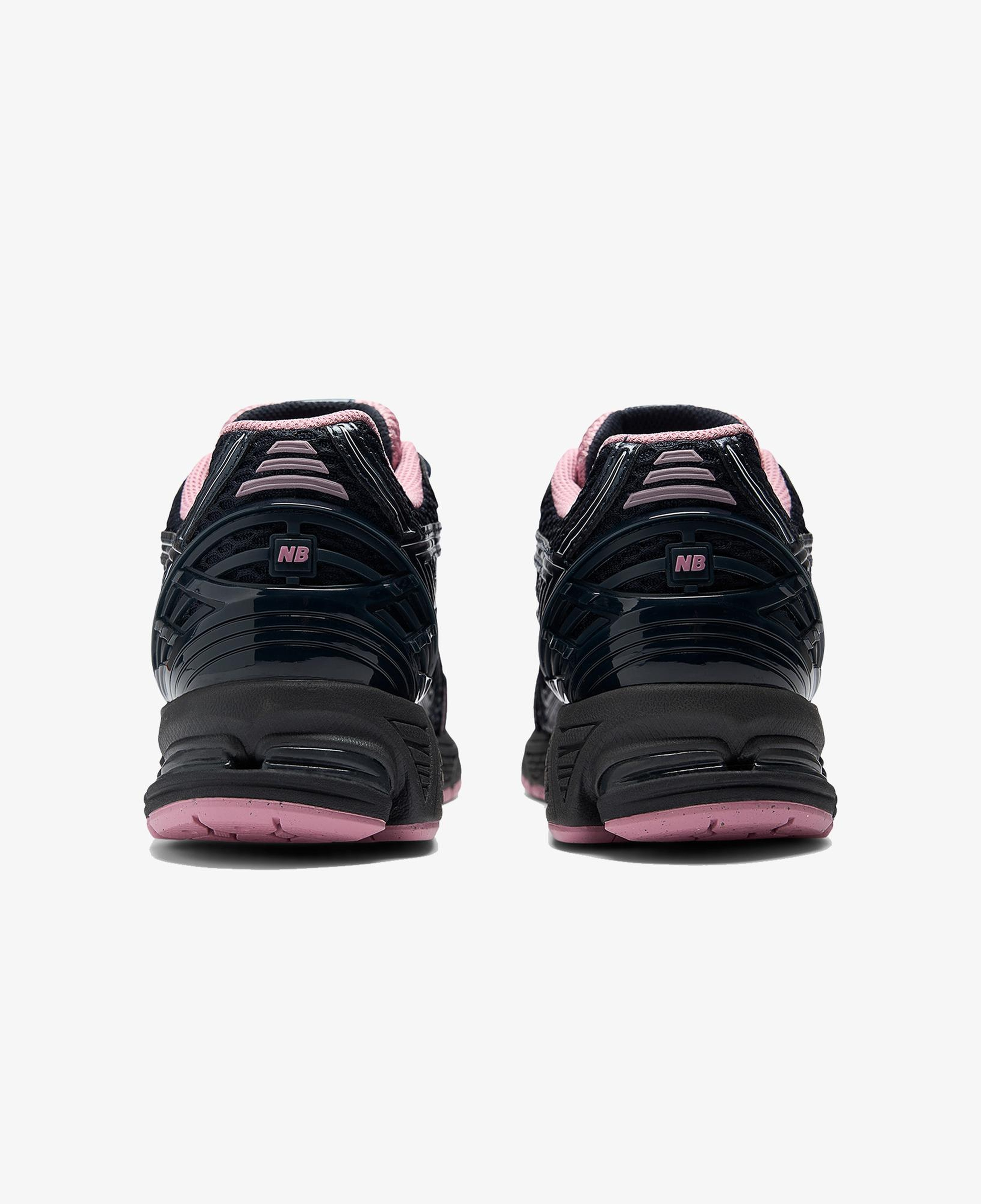 New Balance 1906 Lifestye Kadın Siyah Spor Ayakkab