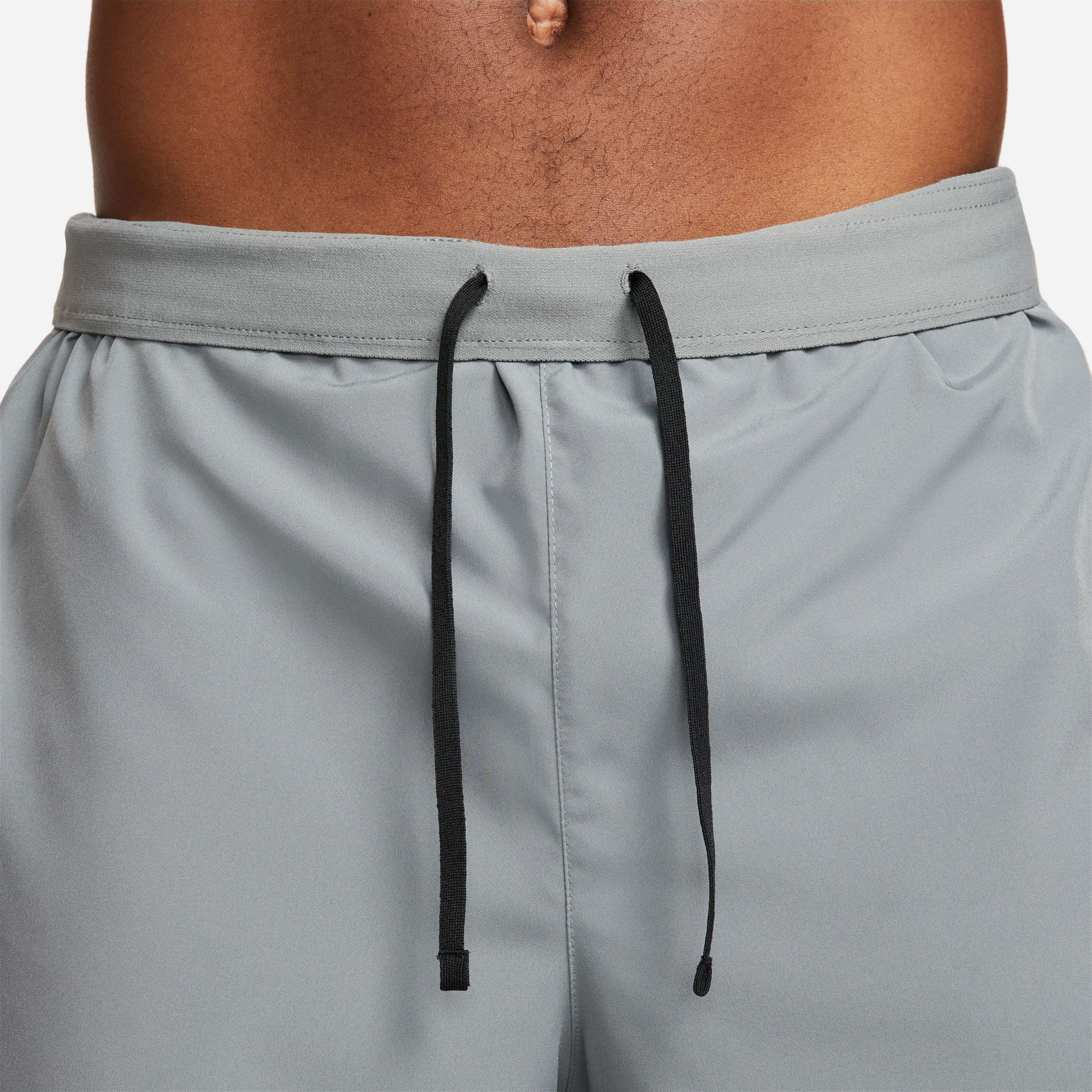 Nike Dri-Fit Challenger 18cm Erkek Gri Şort