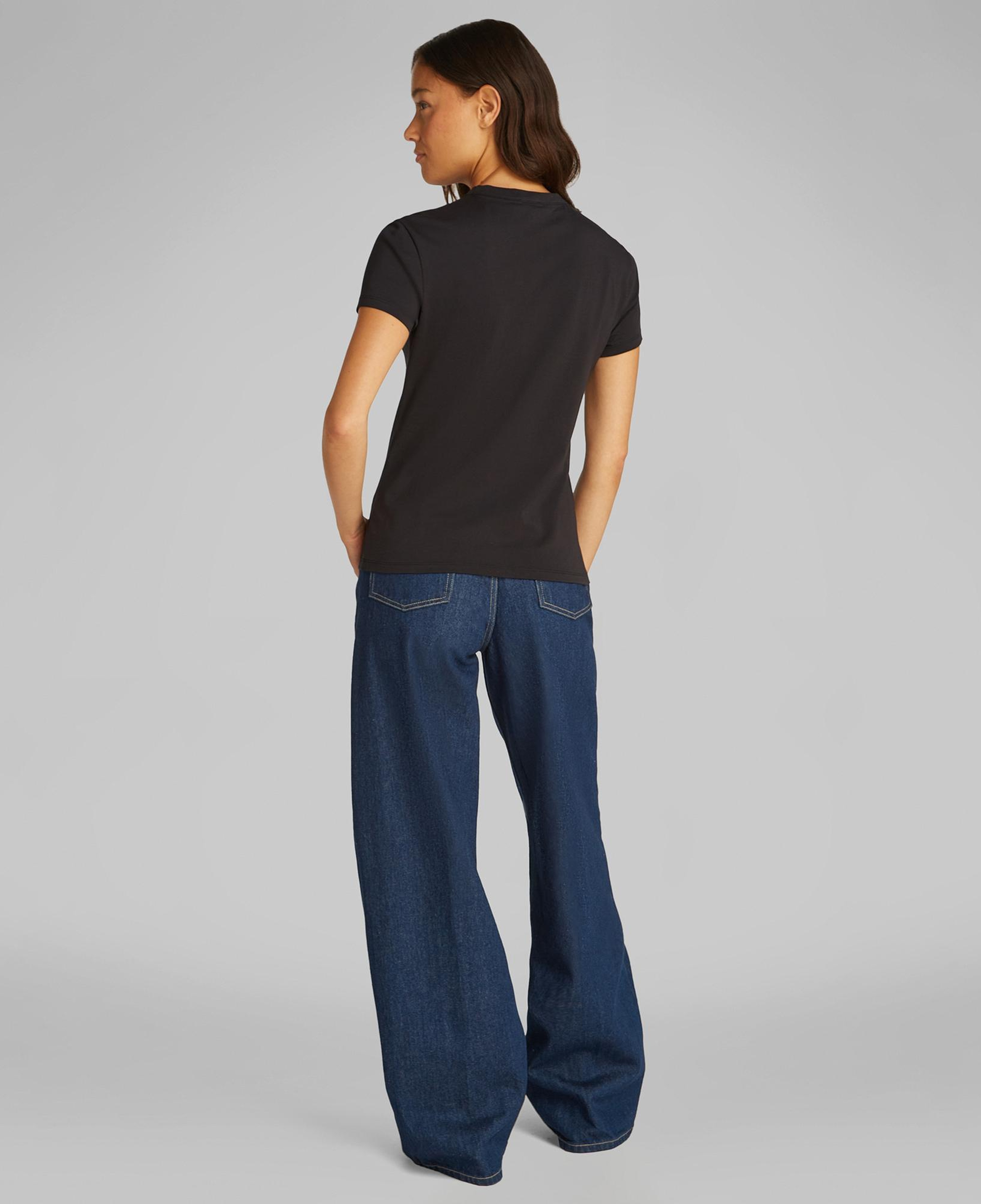 Calvin Klein Graphic Slim Kadın Siyah T-Shirt