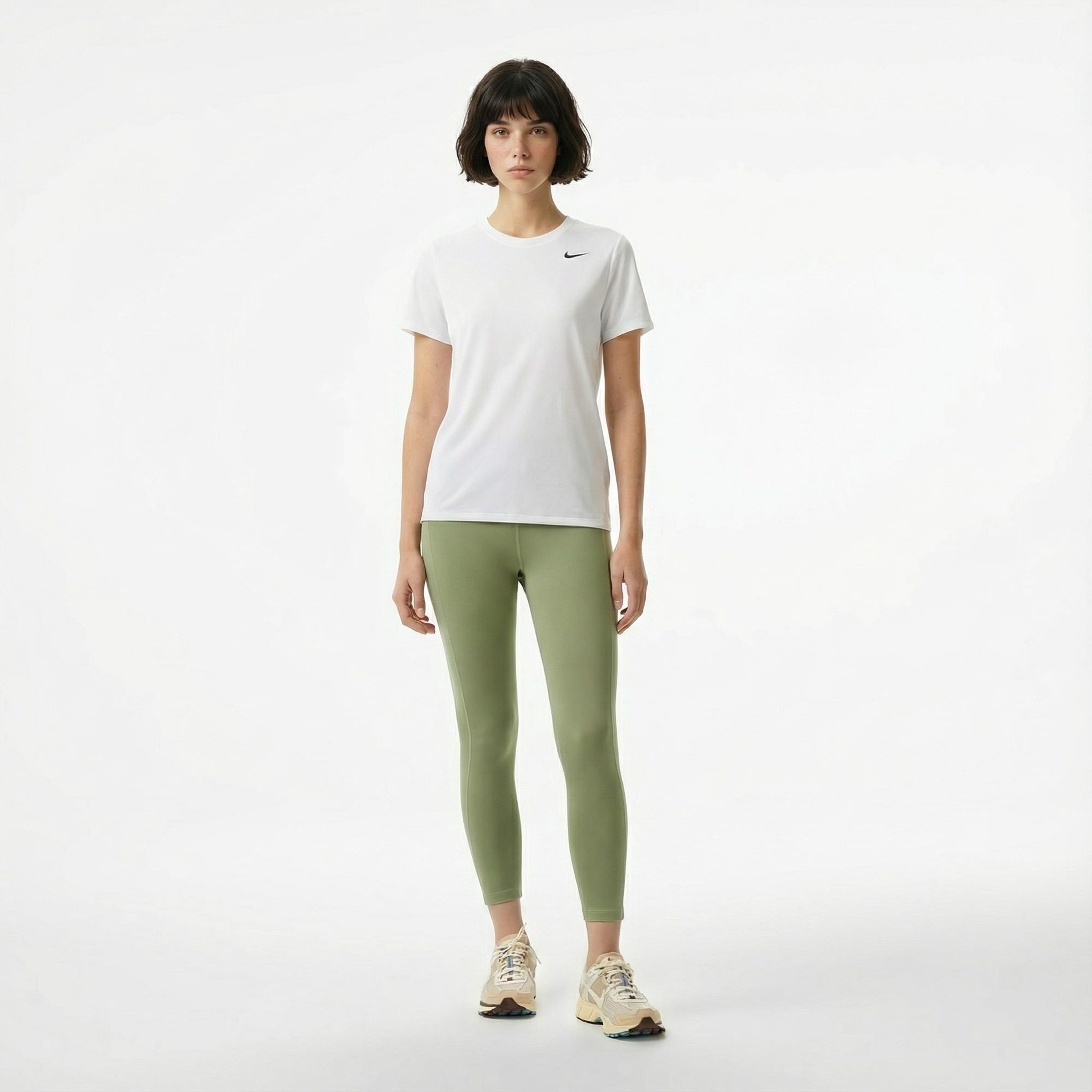 Nike Dri-Fit Kadın Beyaz T-Shirt