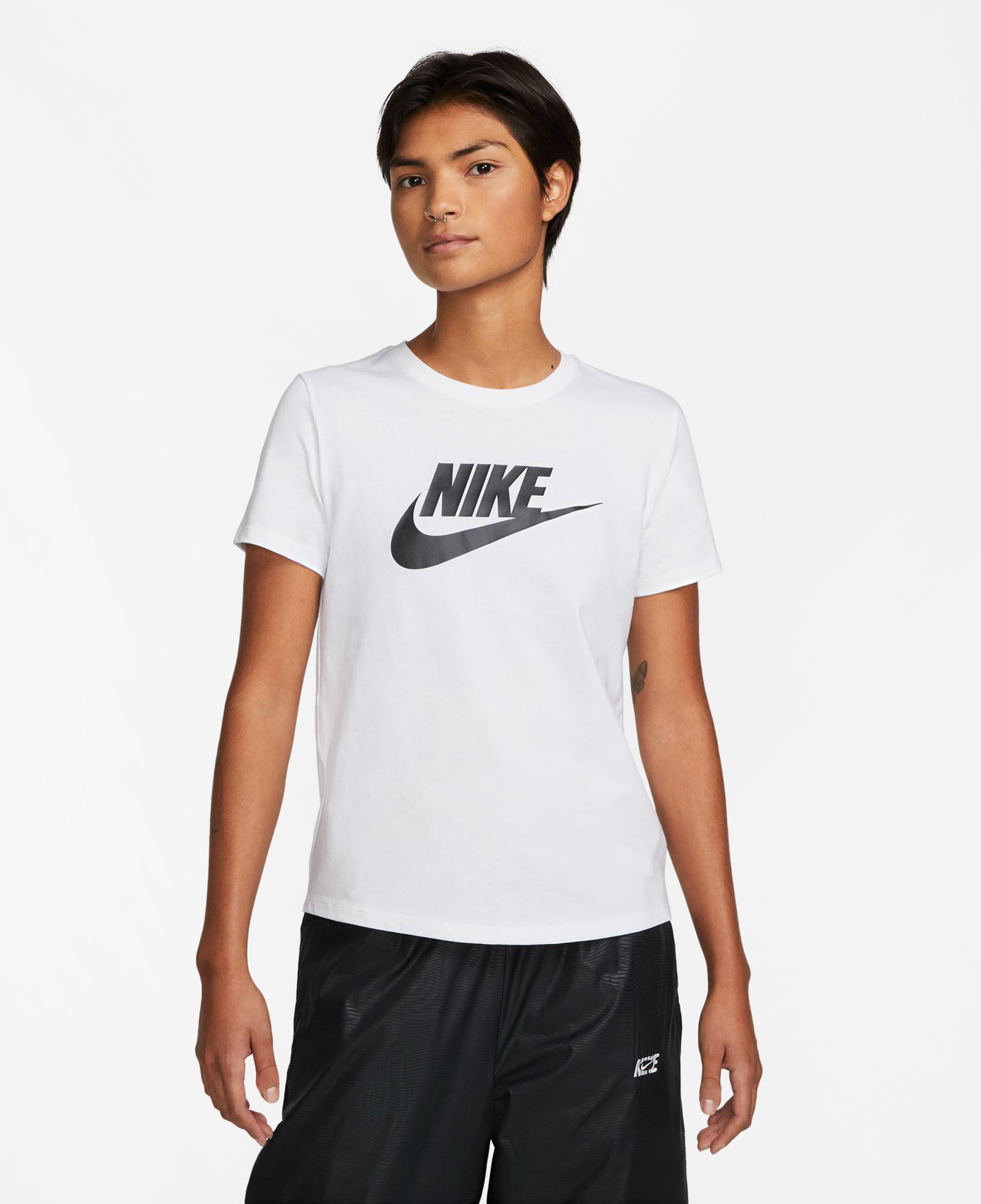 Nike Sportswear Essential Icon Futura Kadın Beyaz T-Shirt