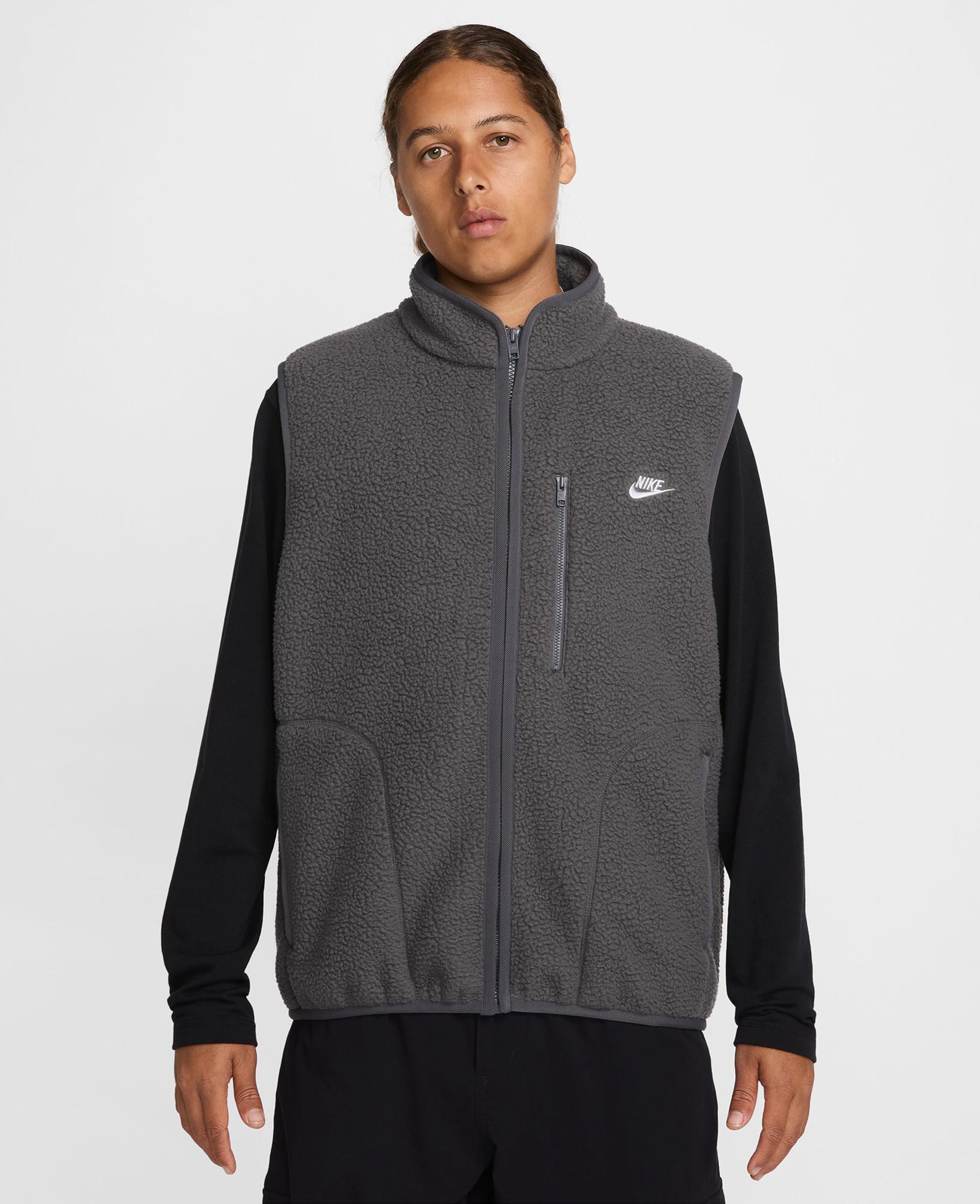 Nike Club Erkek Gri Yelek