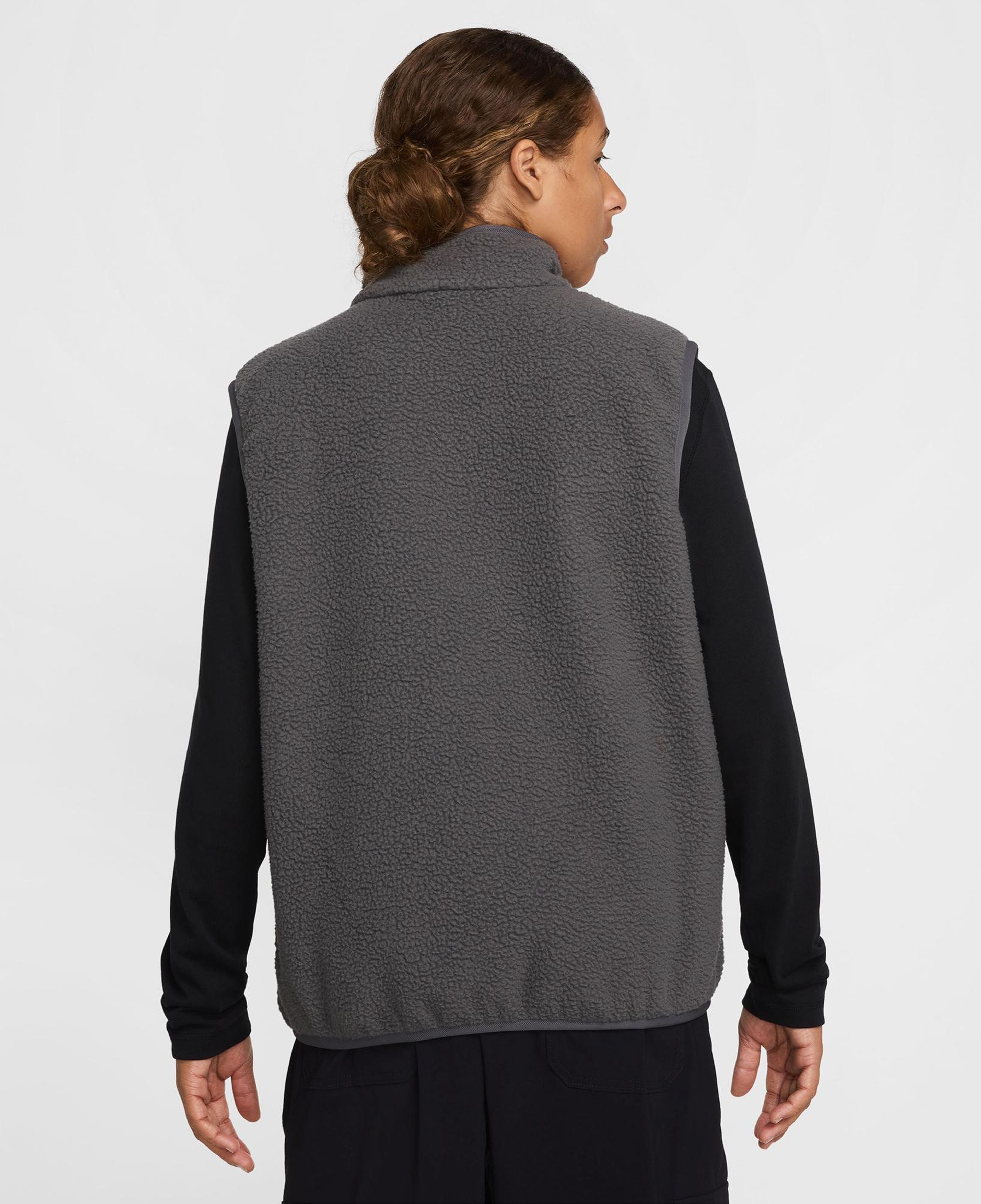 Nike Club Erkek Gri Yelek