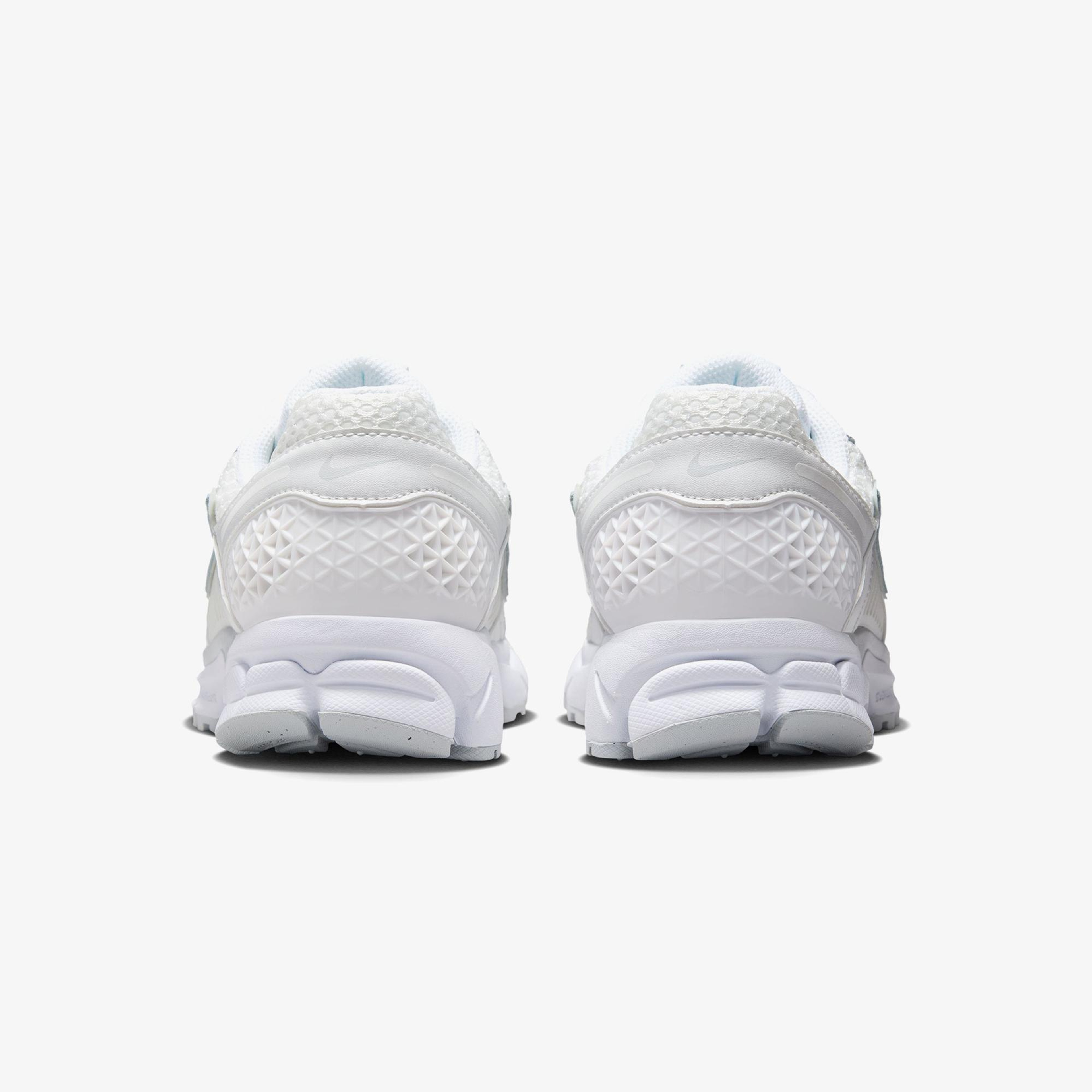 Nike Zoom Vomero 5 Kadın Beyaz Spor Ayakkabı