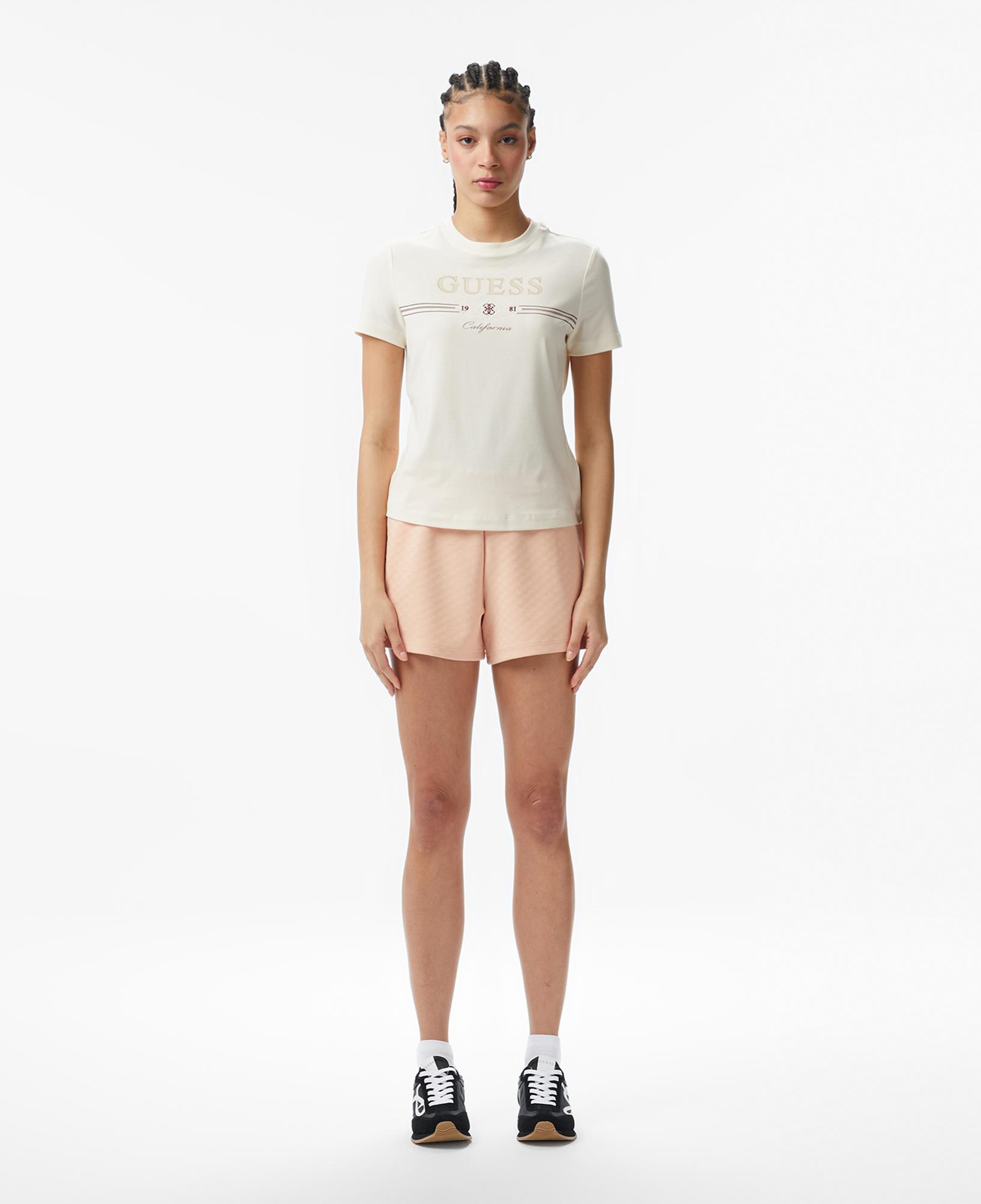 Guess Febe Aktif Slim Fit Kadın Beyaz T-Shirt