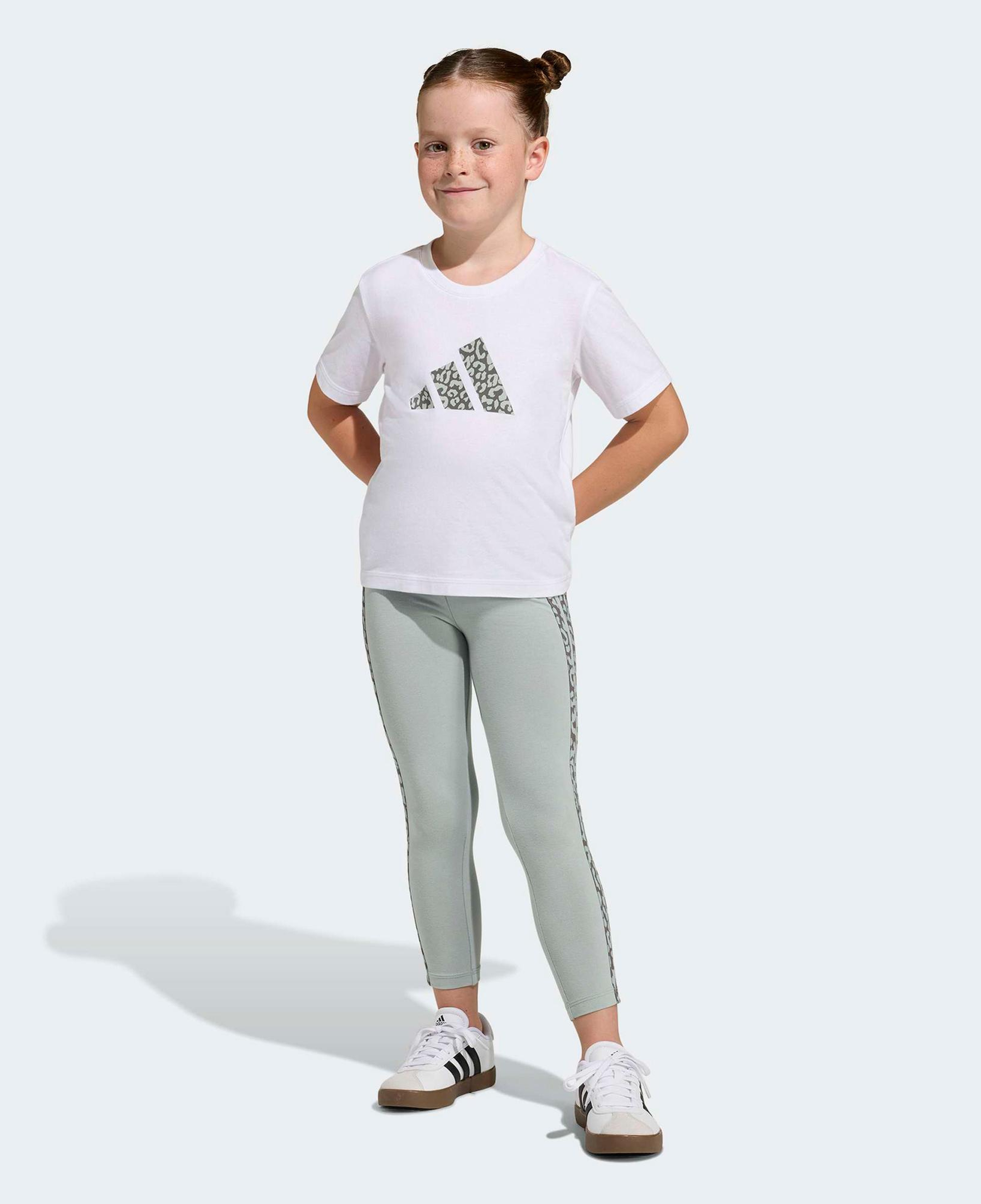 adidas Seasonals Çocuk Beyaz T-Shirt