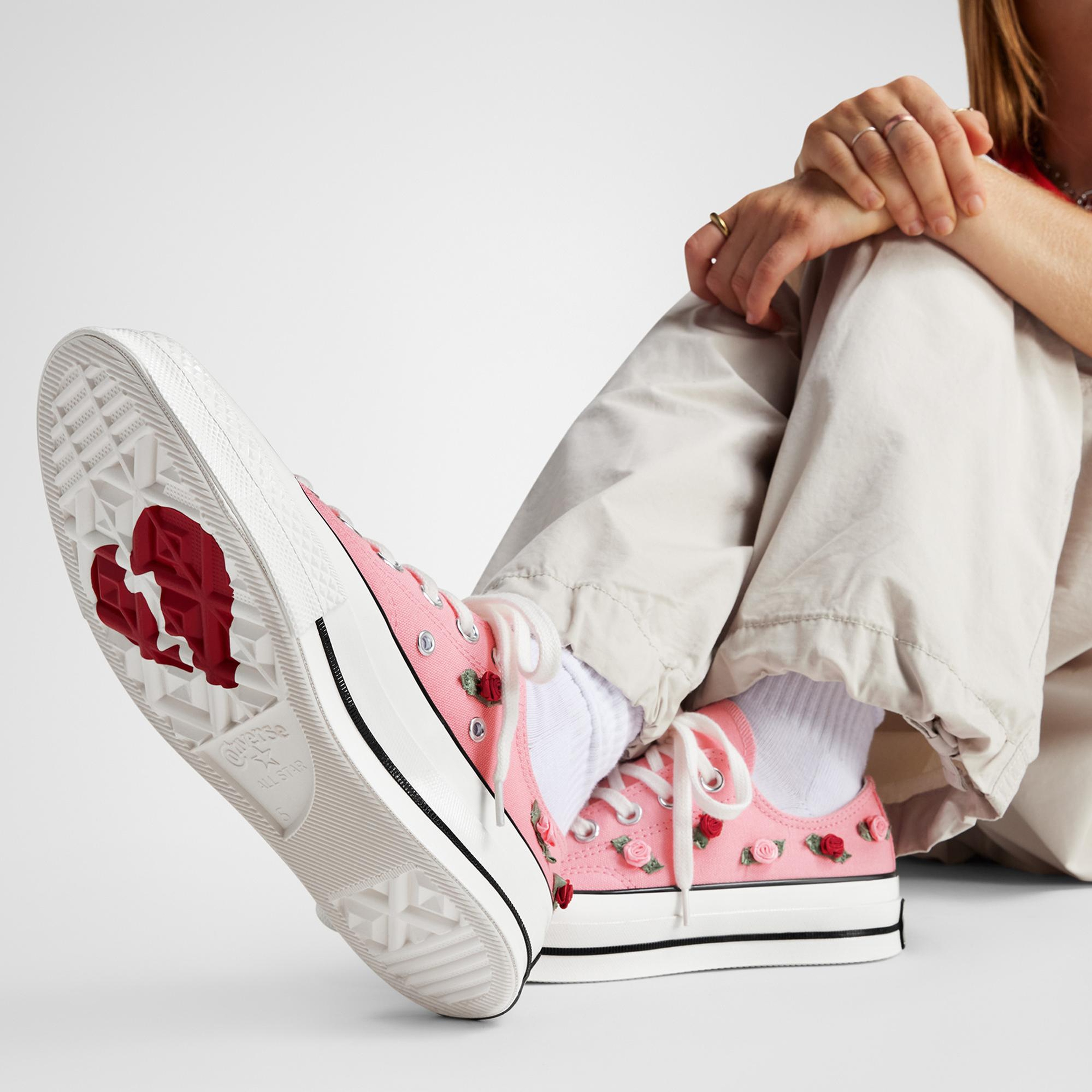 Converse Chuck 70 Roses Unisex Pembe Sneaker