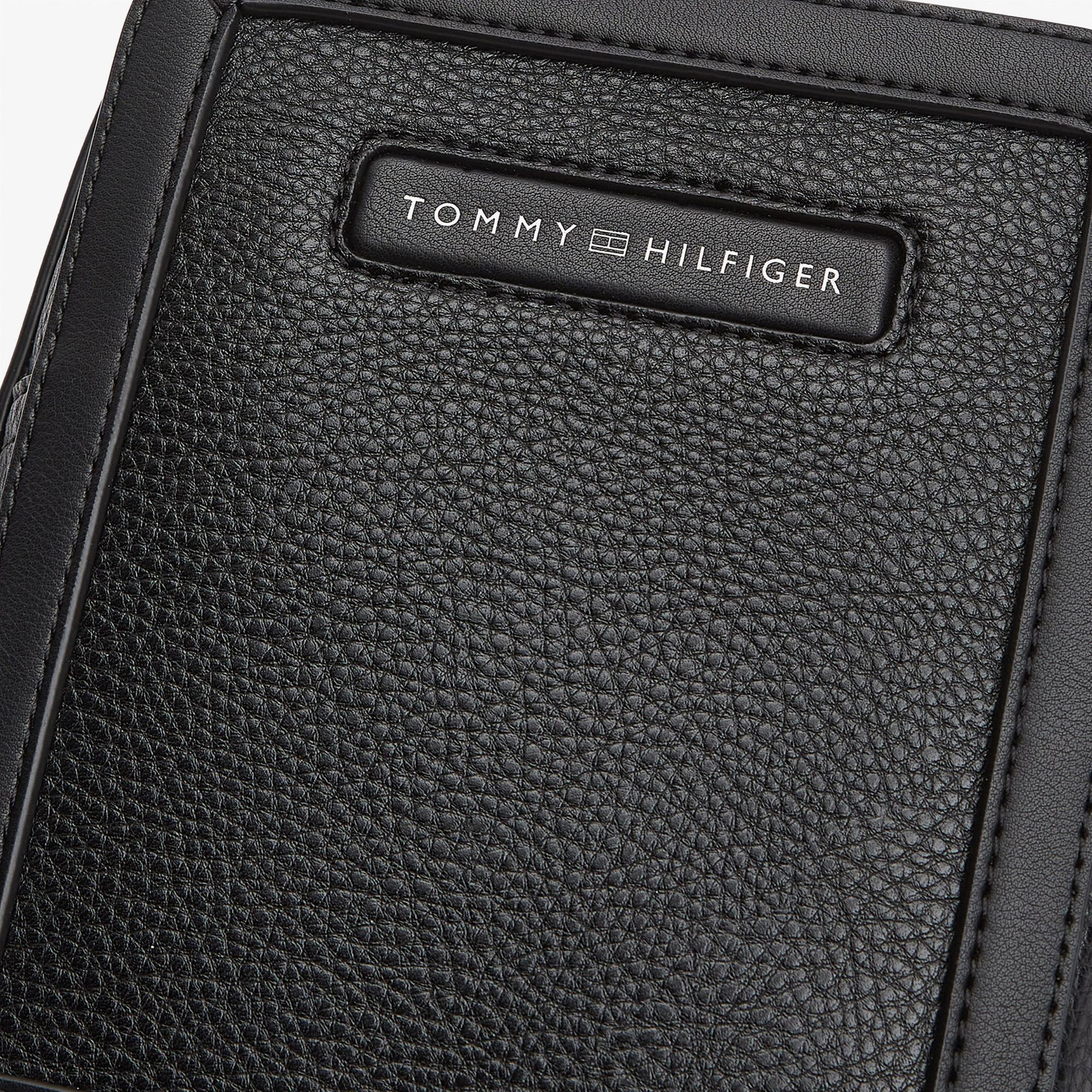 Tommy Hilfiger Central Erkek Siyah Çapraz Çanta
