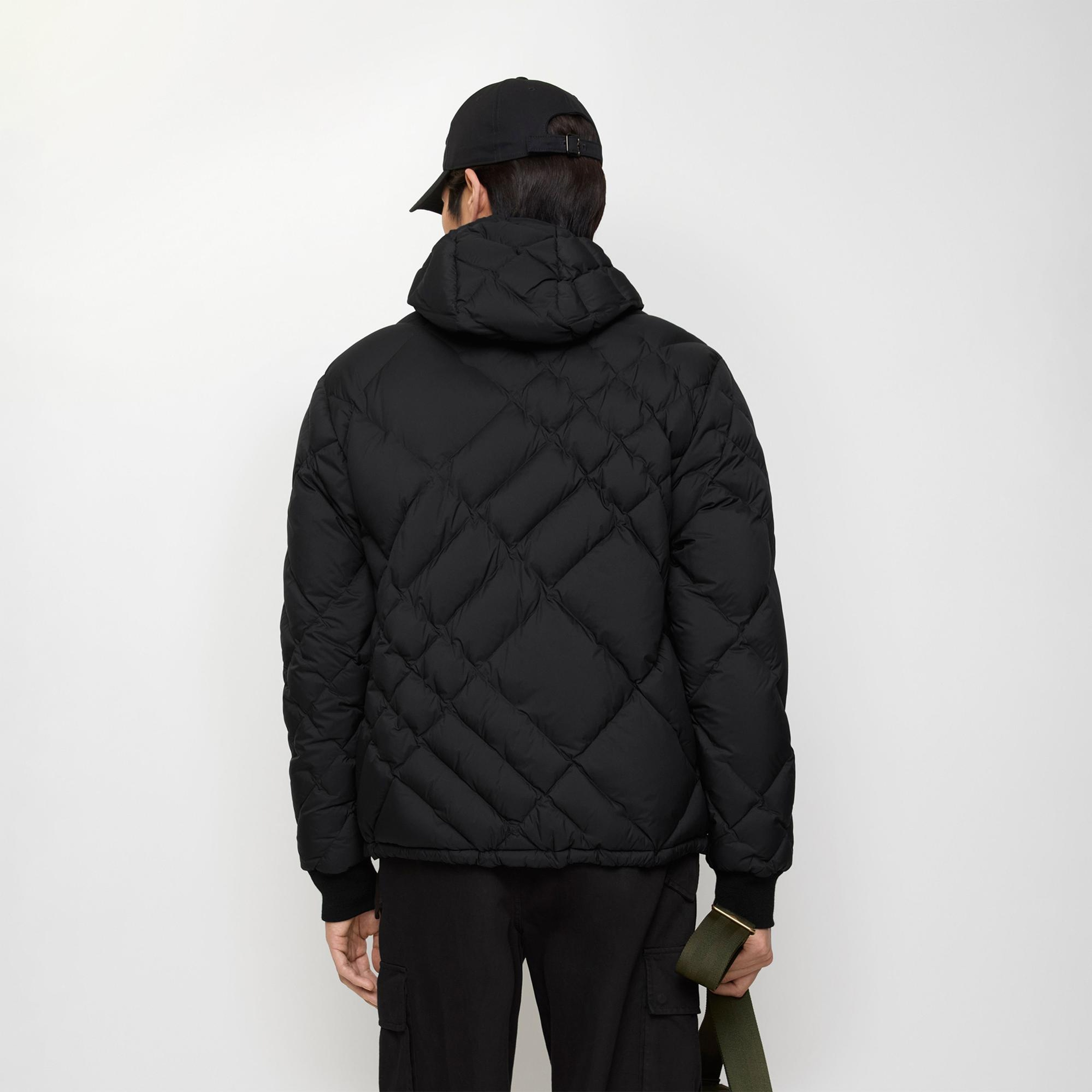 Burberry Check-Stitch Nylon Doversgreen Puffer Erkek Siyah Mont