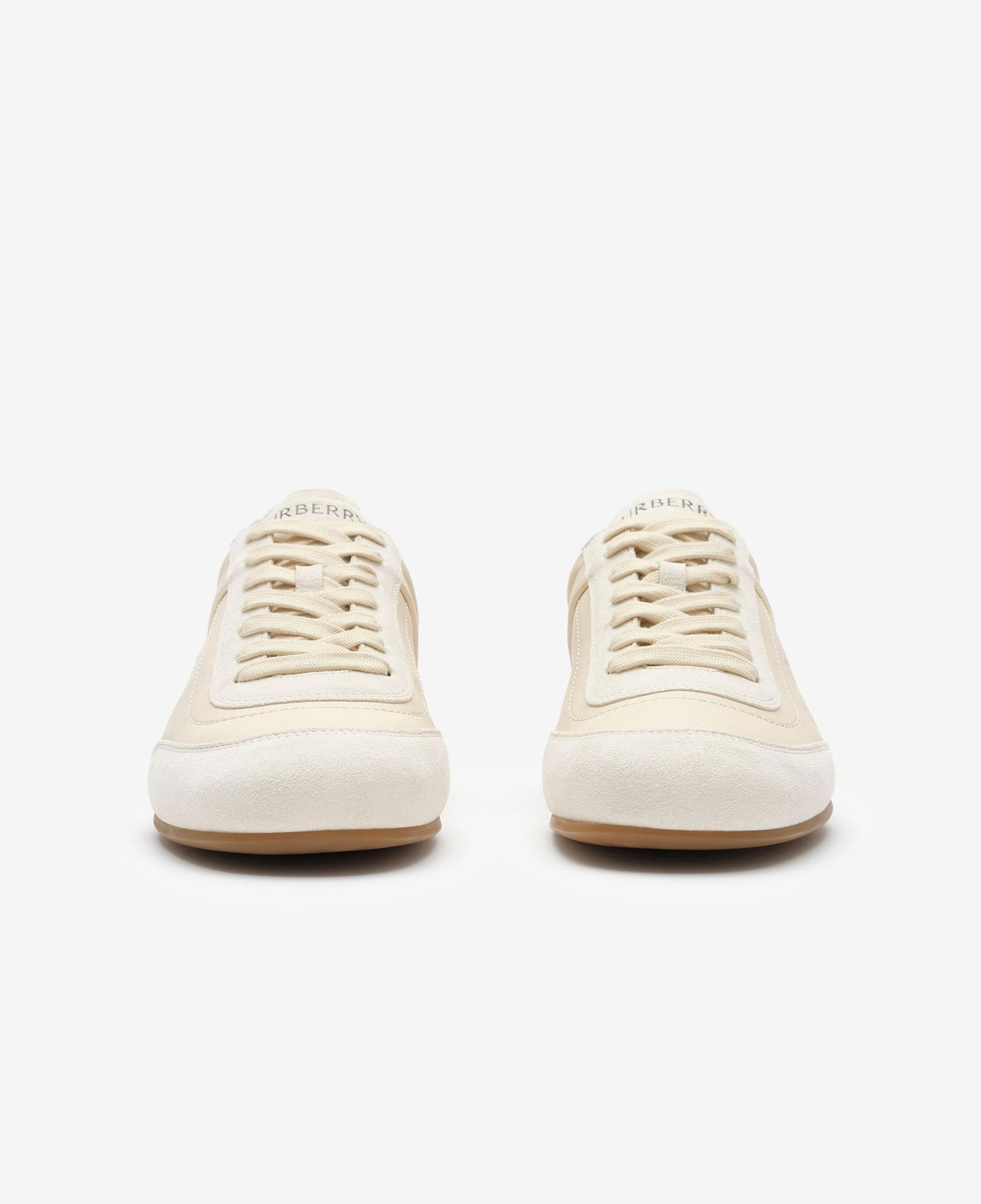 Burberry Leather Knight Runner Kadın Bej Sneaker