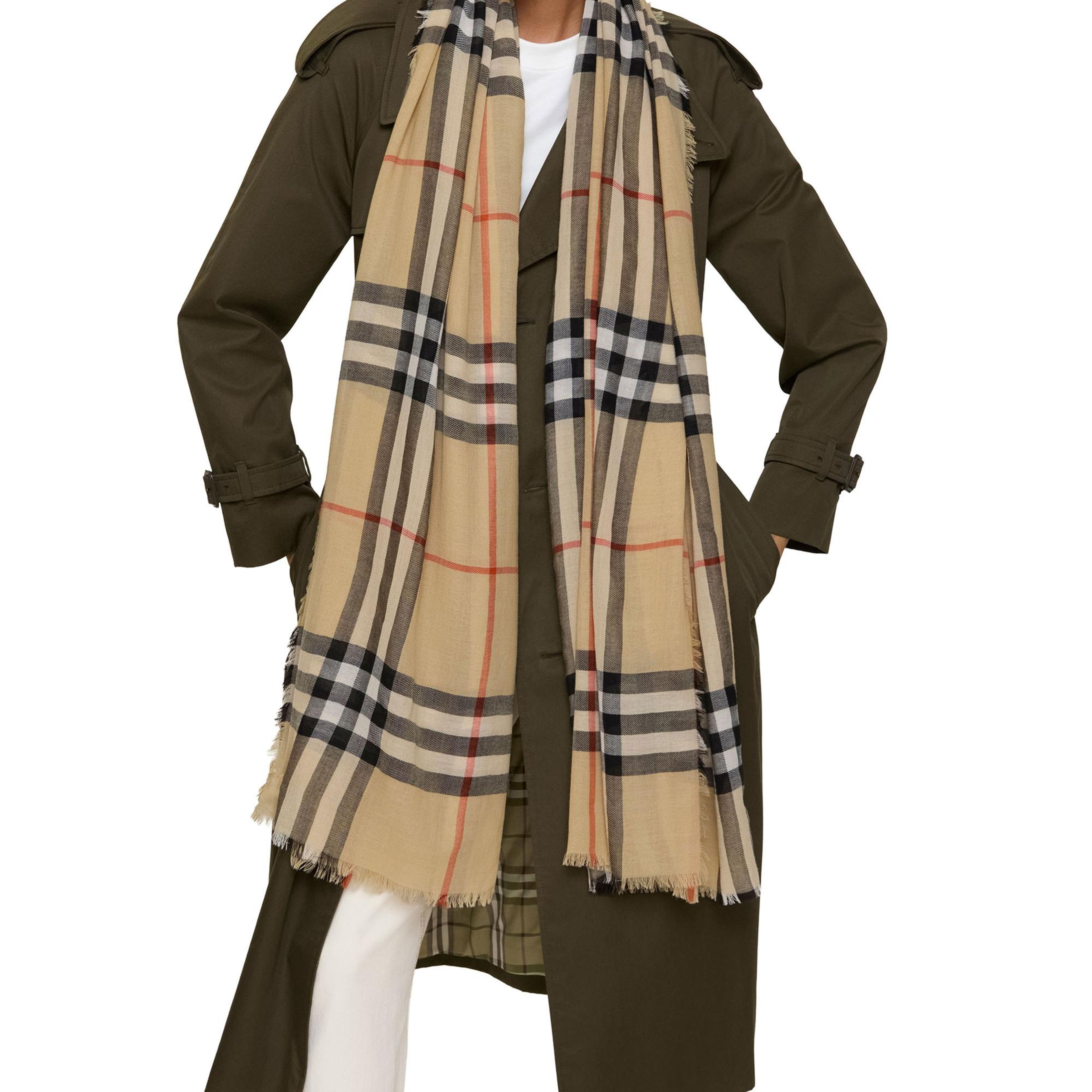 Burberry Check Wool Kadın Bej Atkı