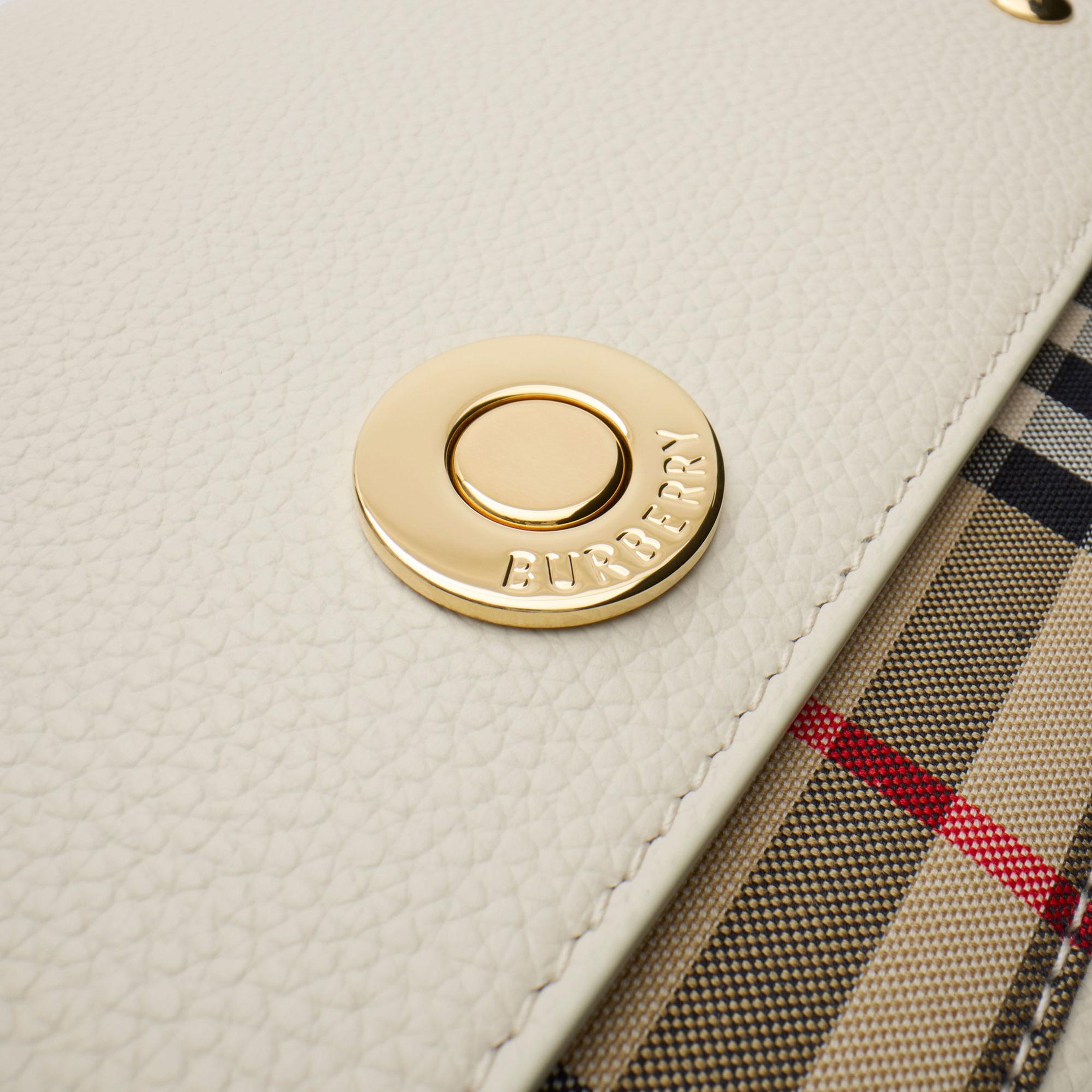 Burberry Note Kadın Bej El Çantası