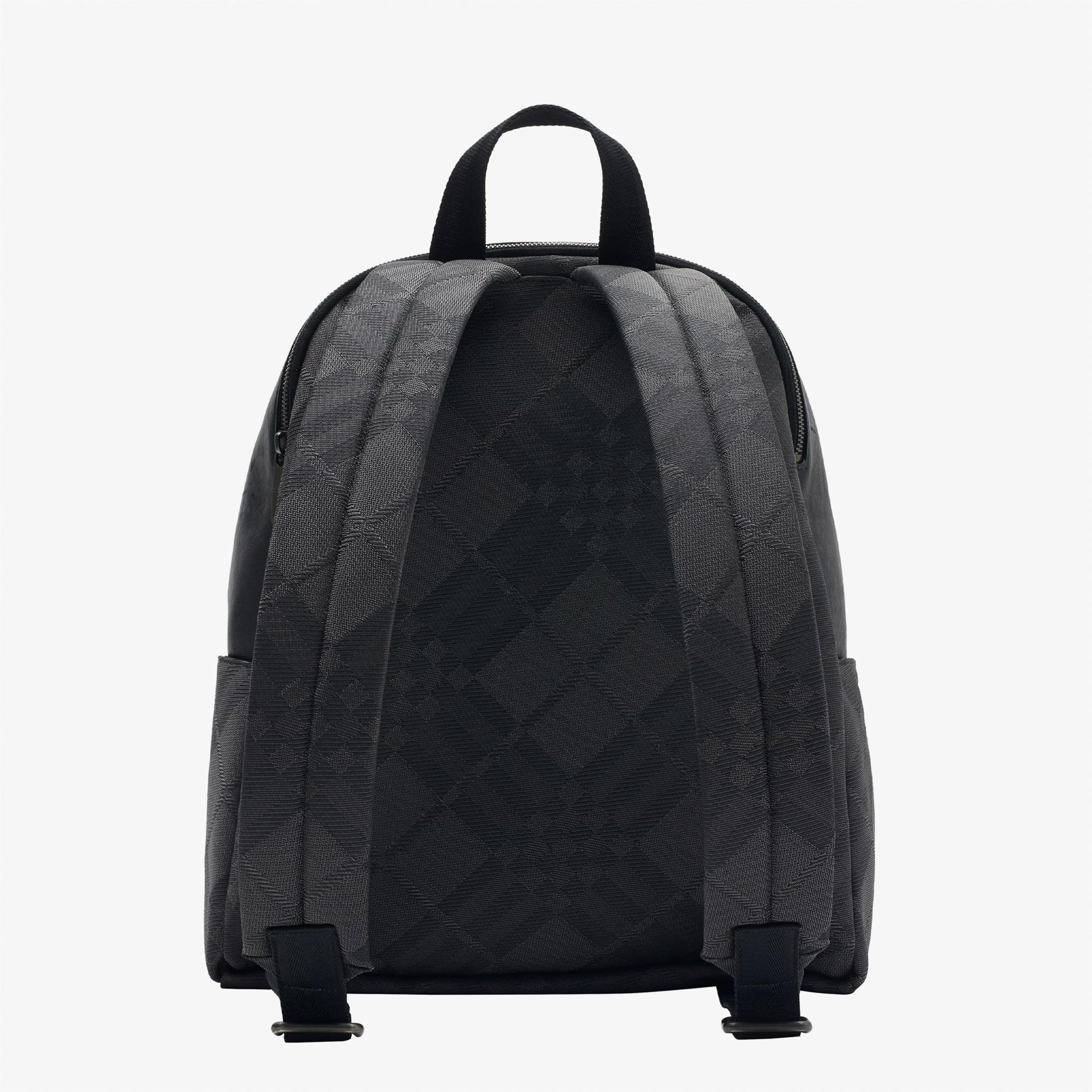 Burberry Chester Erkek Siyah Sırt Çantası