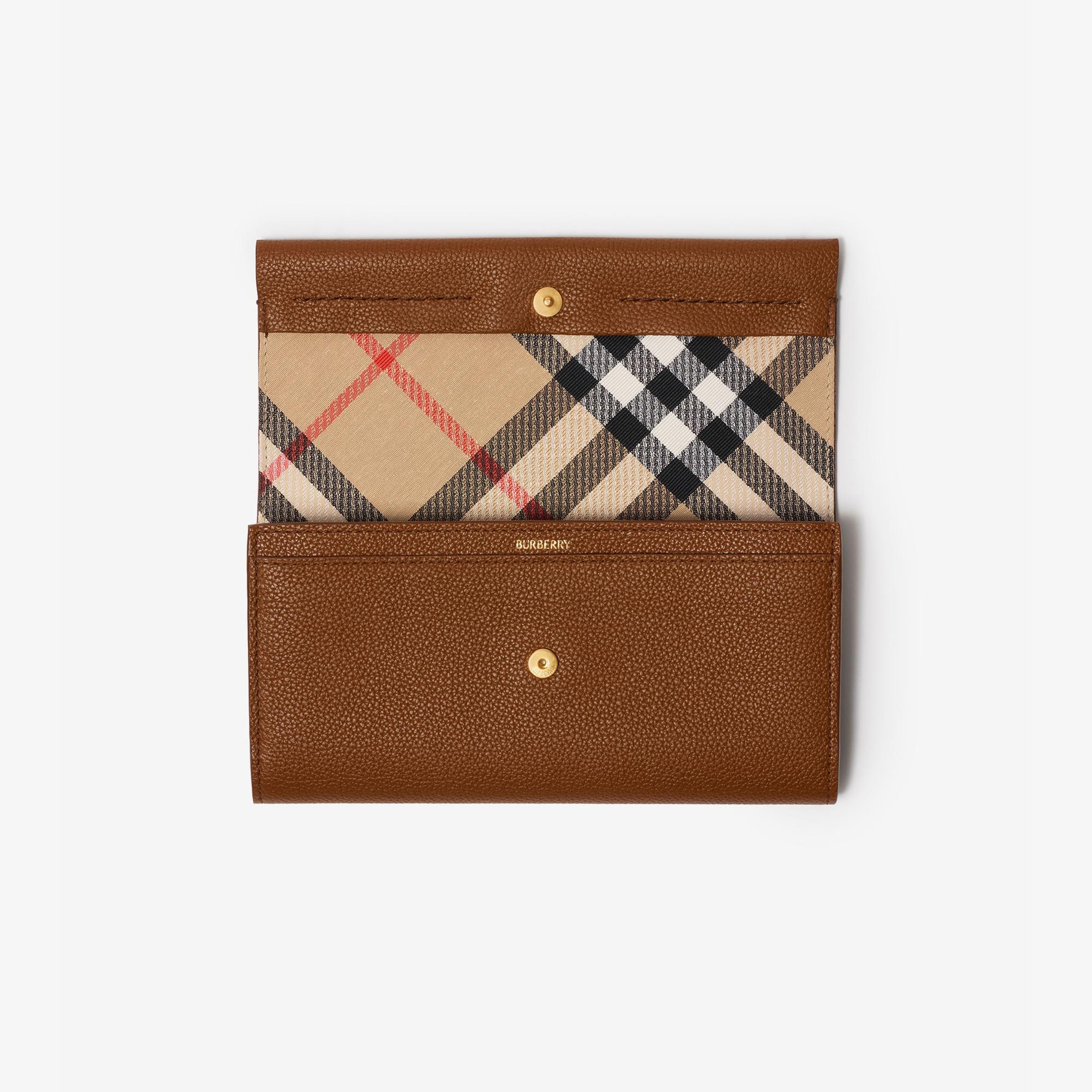 Burberry Cotswolds Continental Kadın Kahverengi Cüzdan