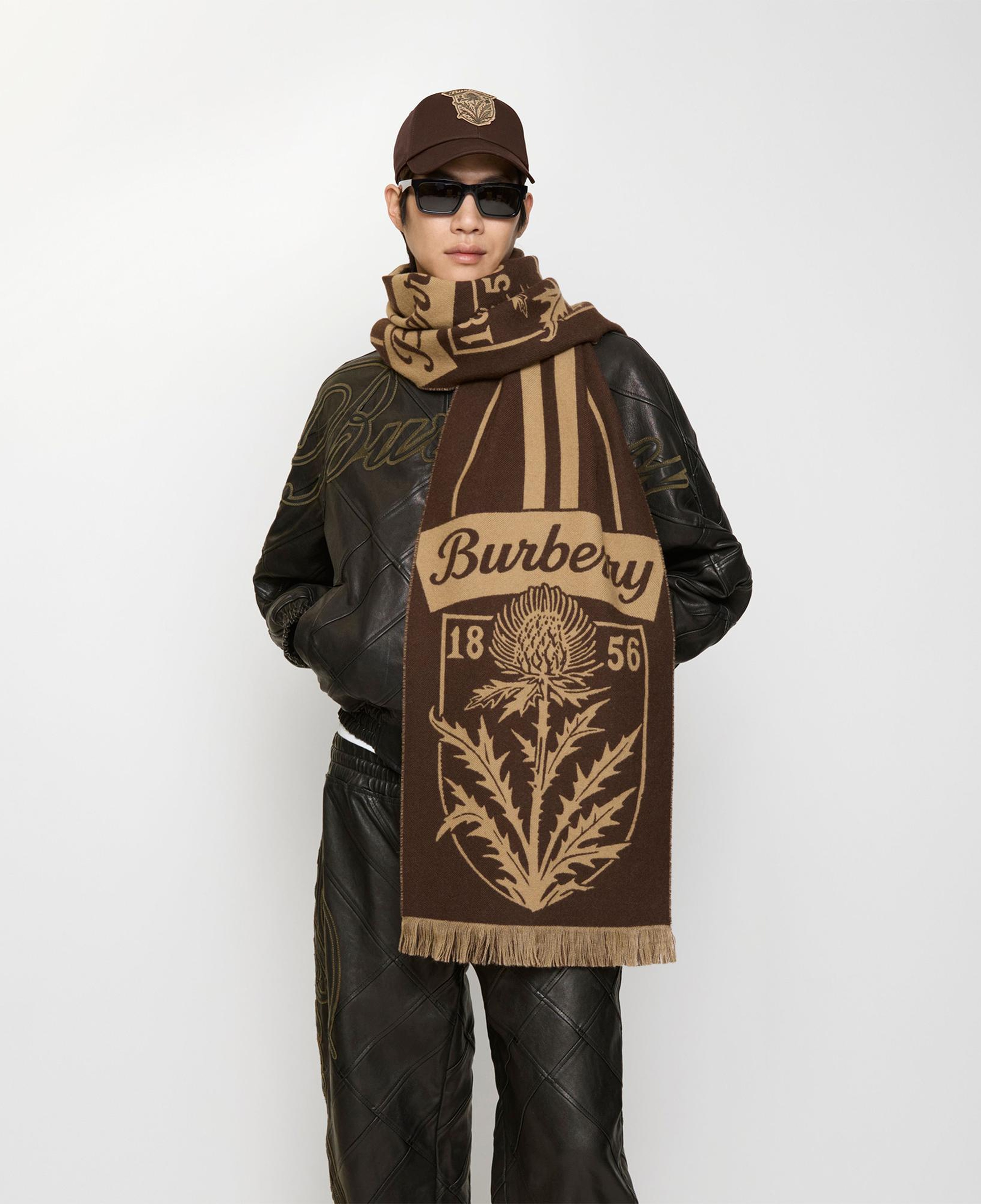 Burberry Thıstle Football Kadın Kahverengi Atkı