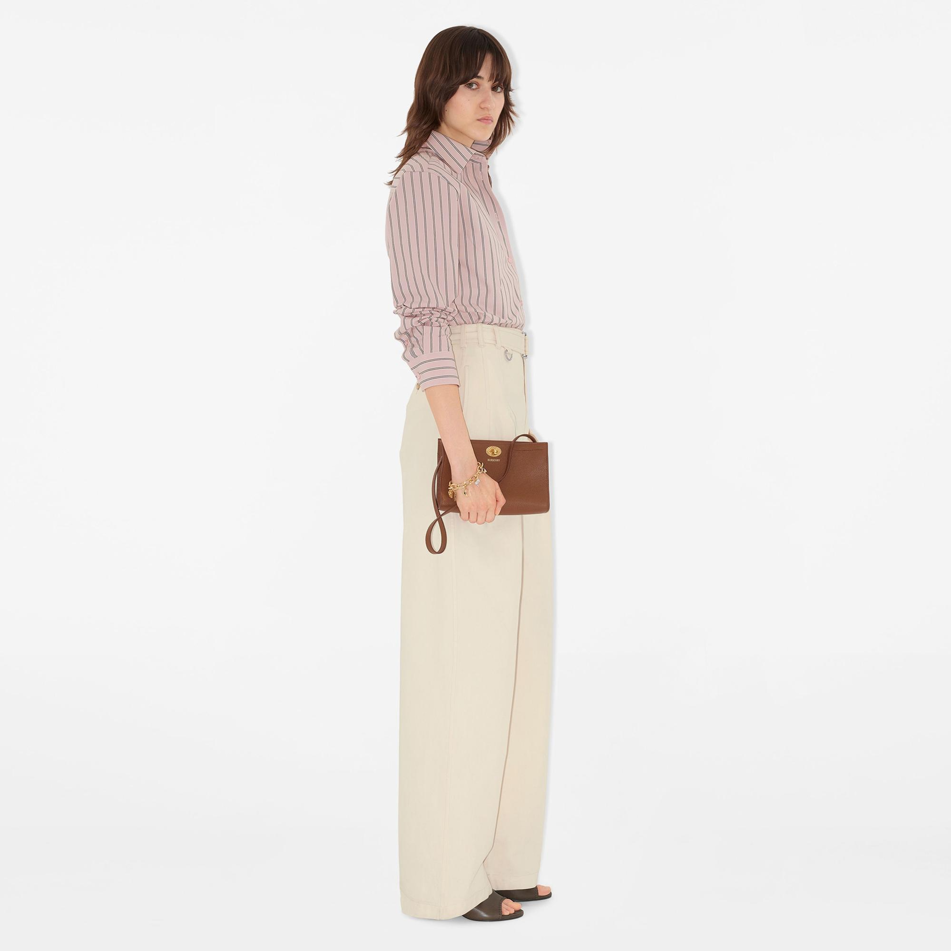 Burberry Kadın Kahverengi El Çantası