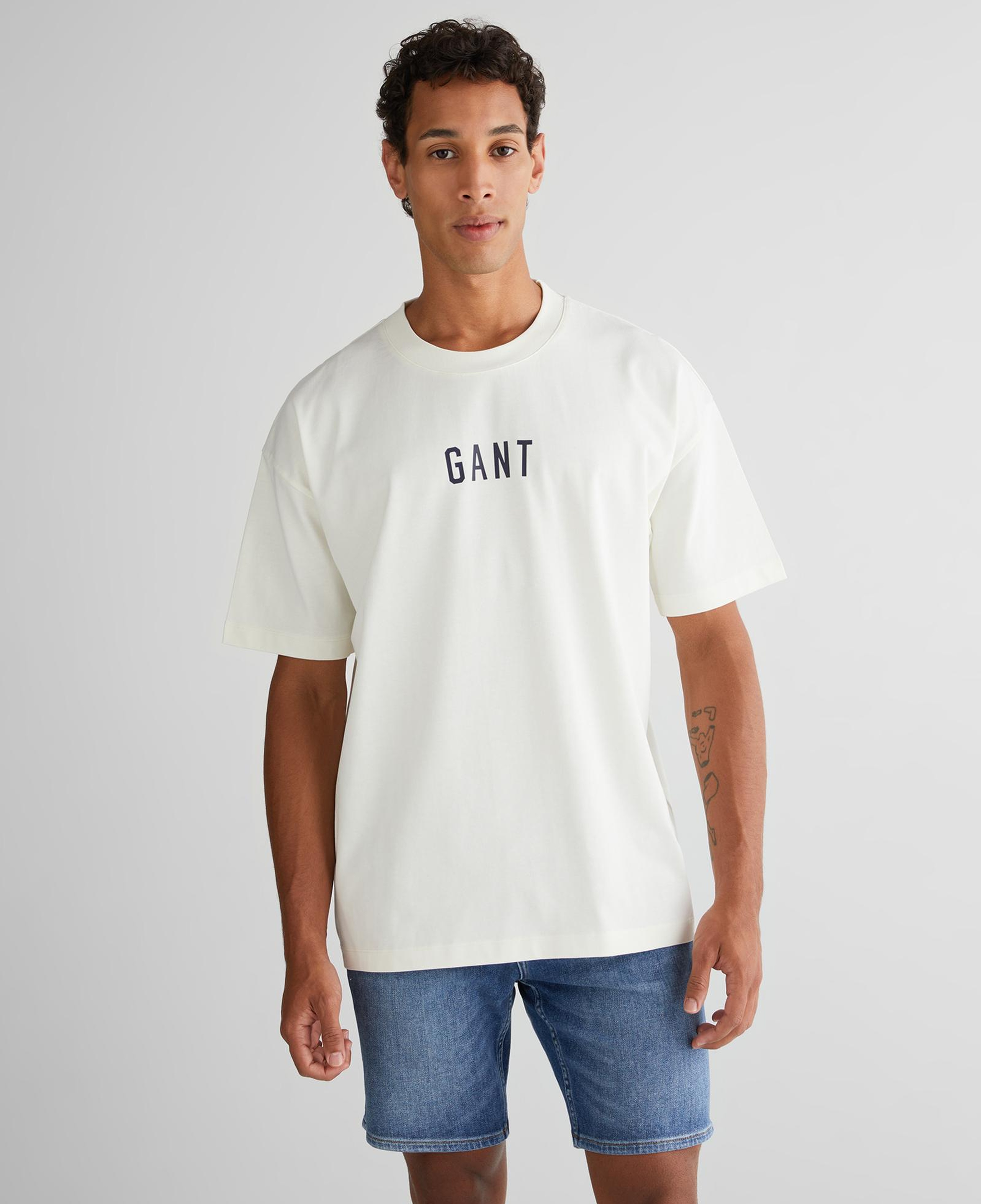 GANT Erkek Krem Relaxed Fit Bisiklet Yaka Logolu T-Shirt