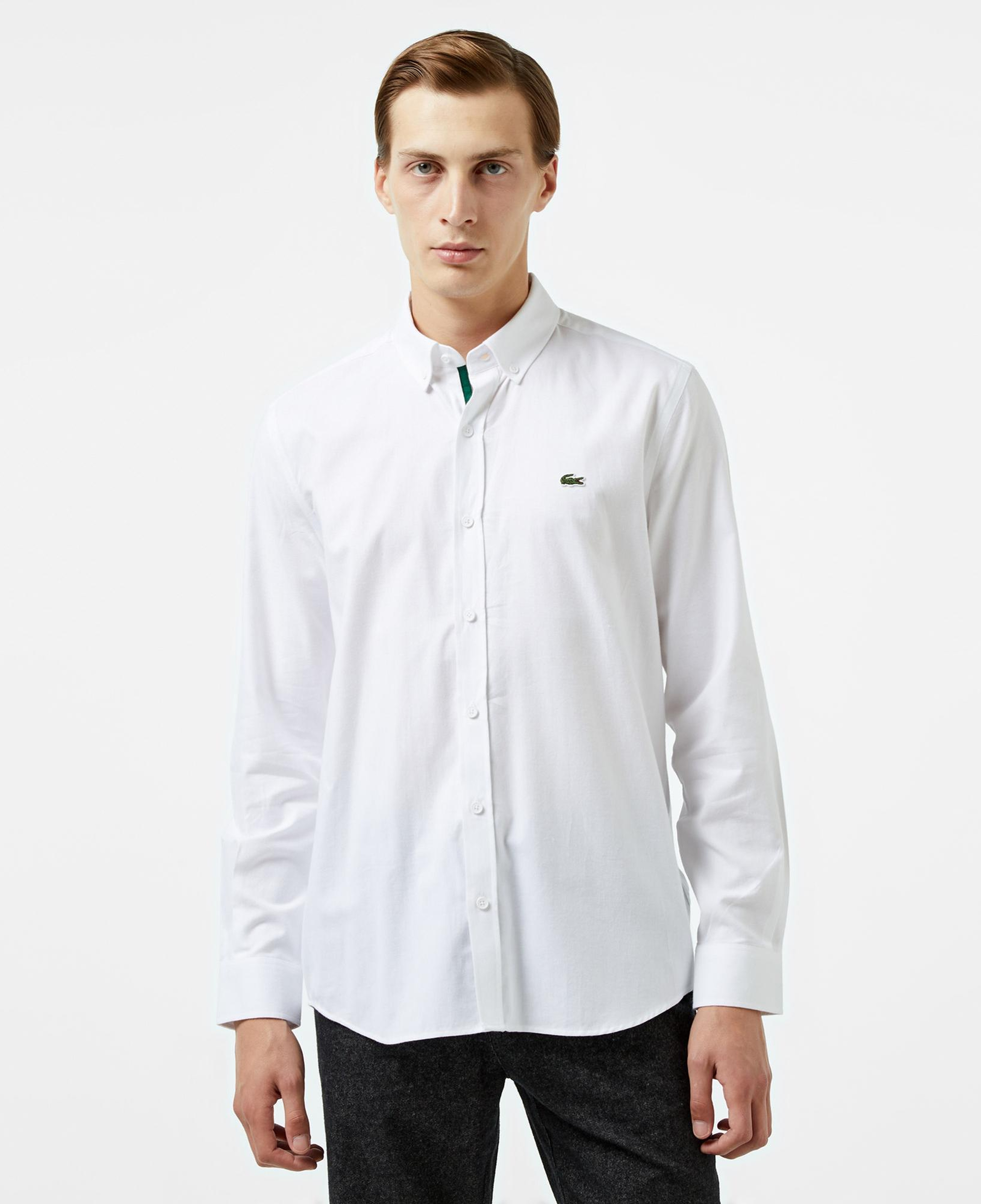 Erkek Slim Fit Düğmeli Yaka Beyaz Gömlek