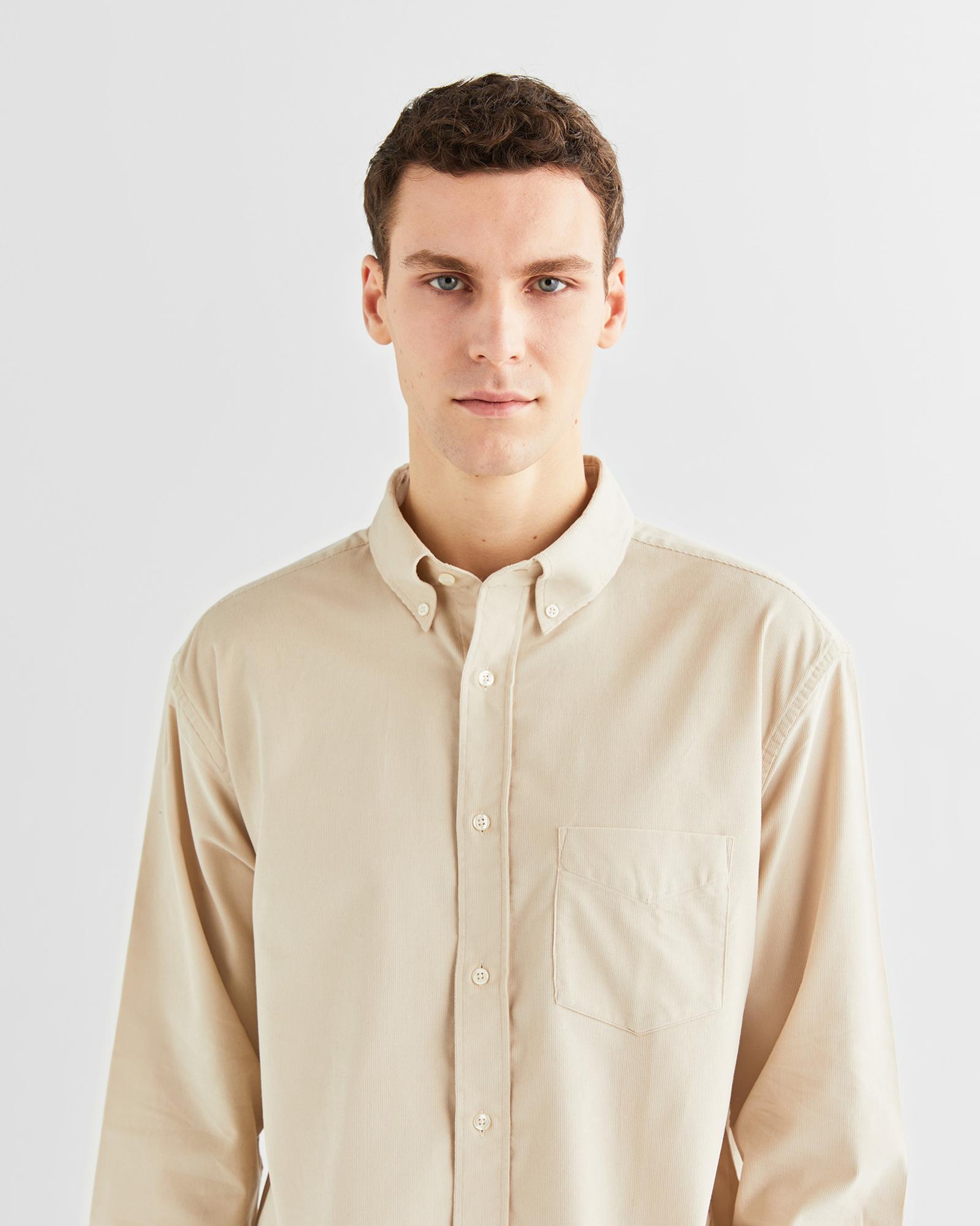 GANT Erkek Bej Relaxed Fit Düğmeli Yaka Gömlek