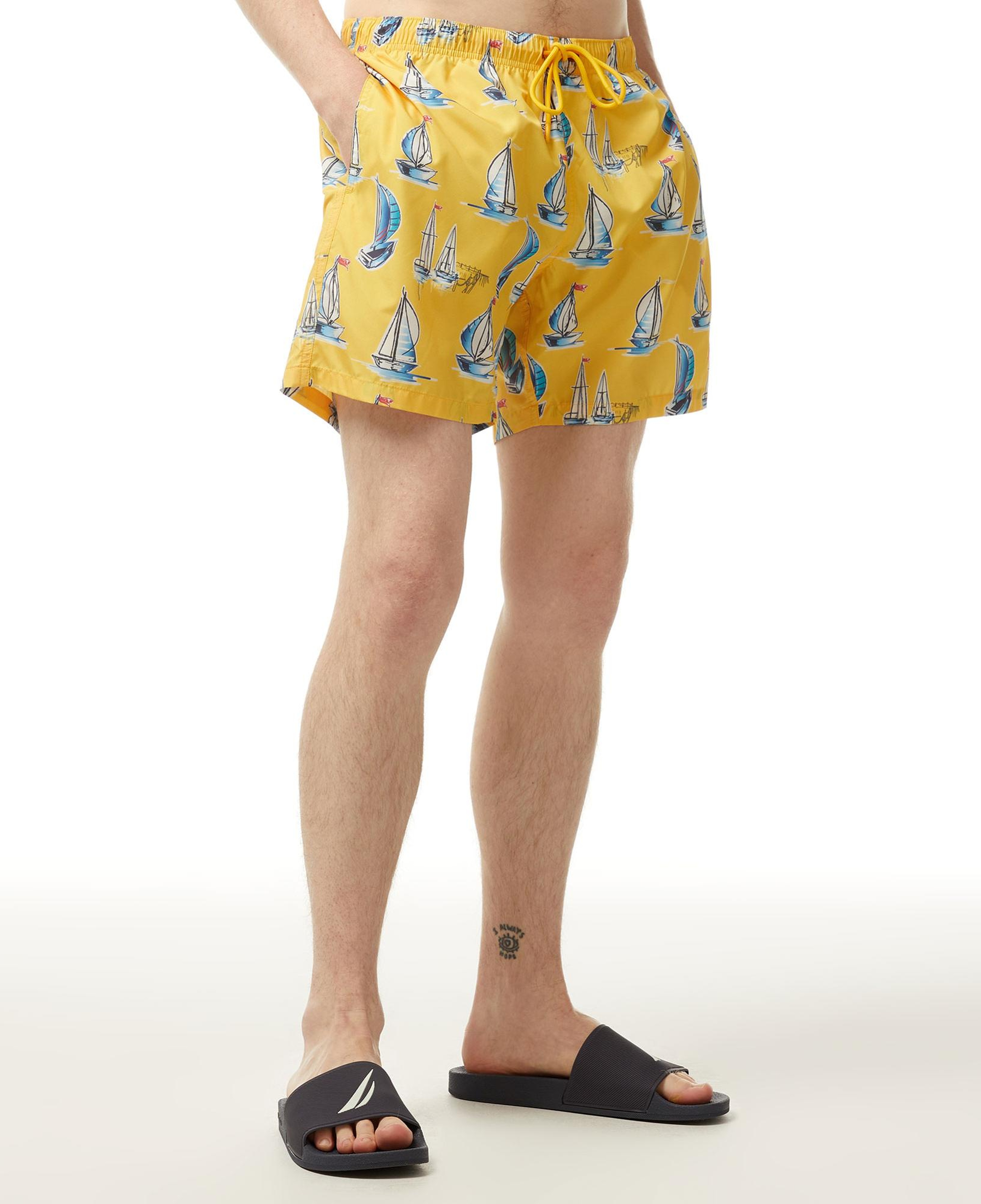 Nautica Erkek Sarı Standart Fit Deniz Şortu