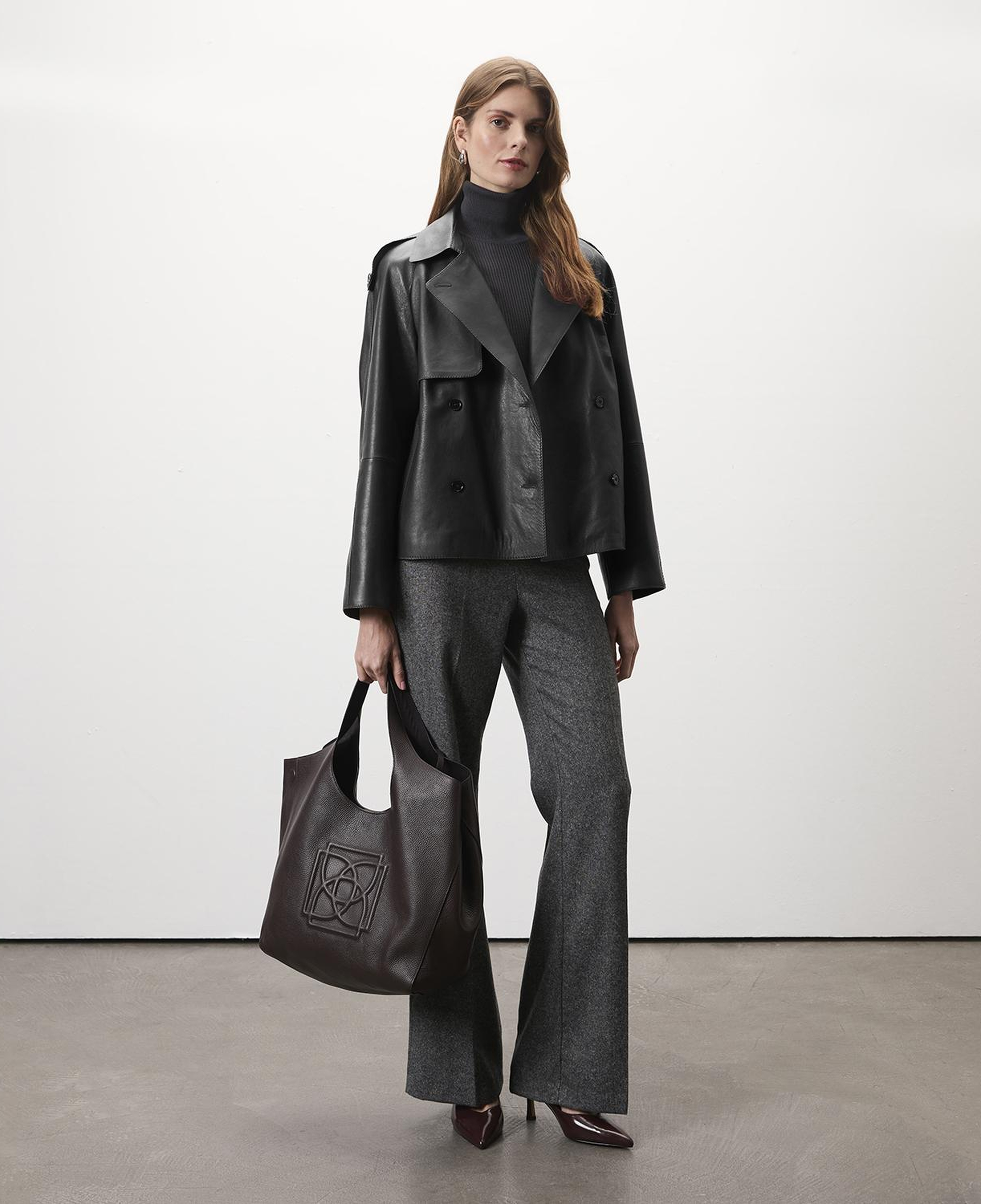 Amadika Siyah Kadın Deri Trençkot