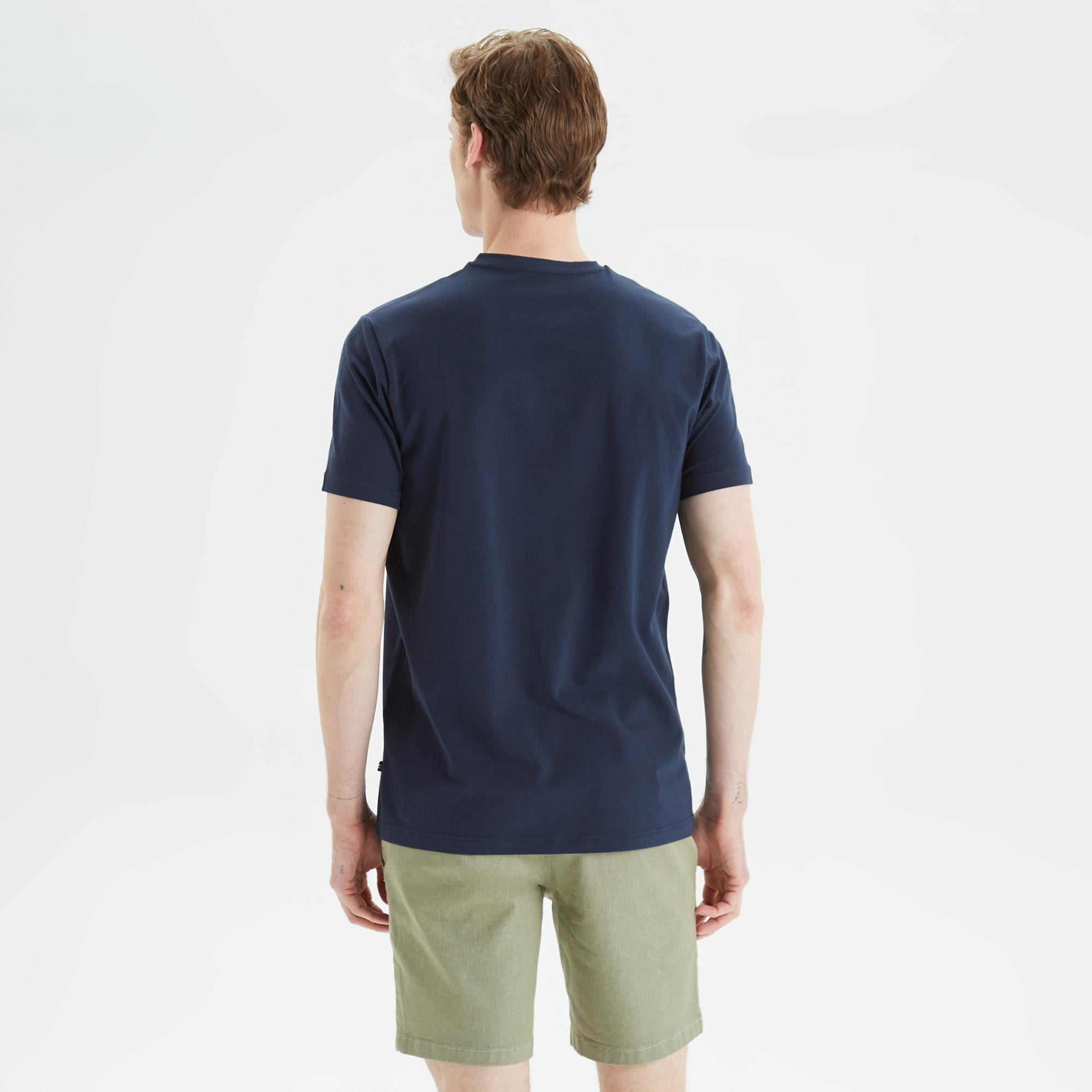Nautica Erkek Lacivert Standart Fit T-Shirt