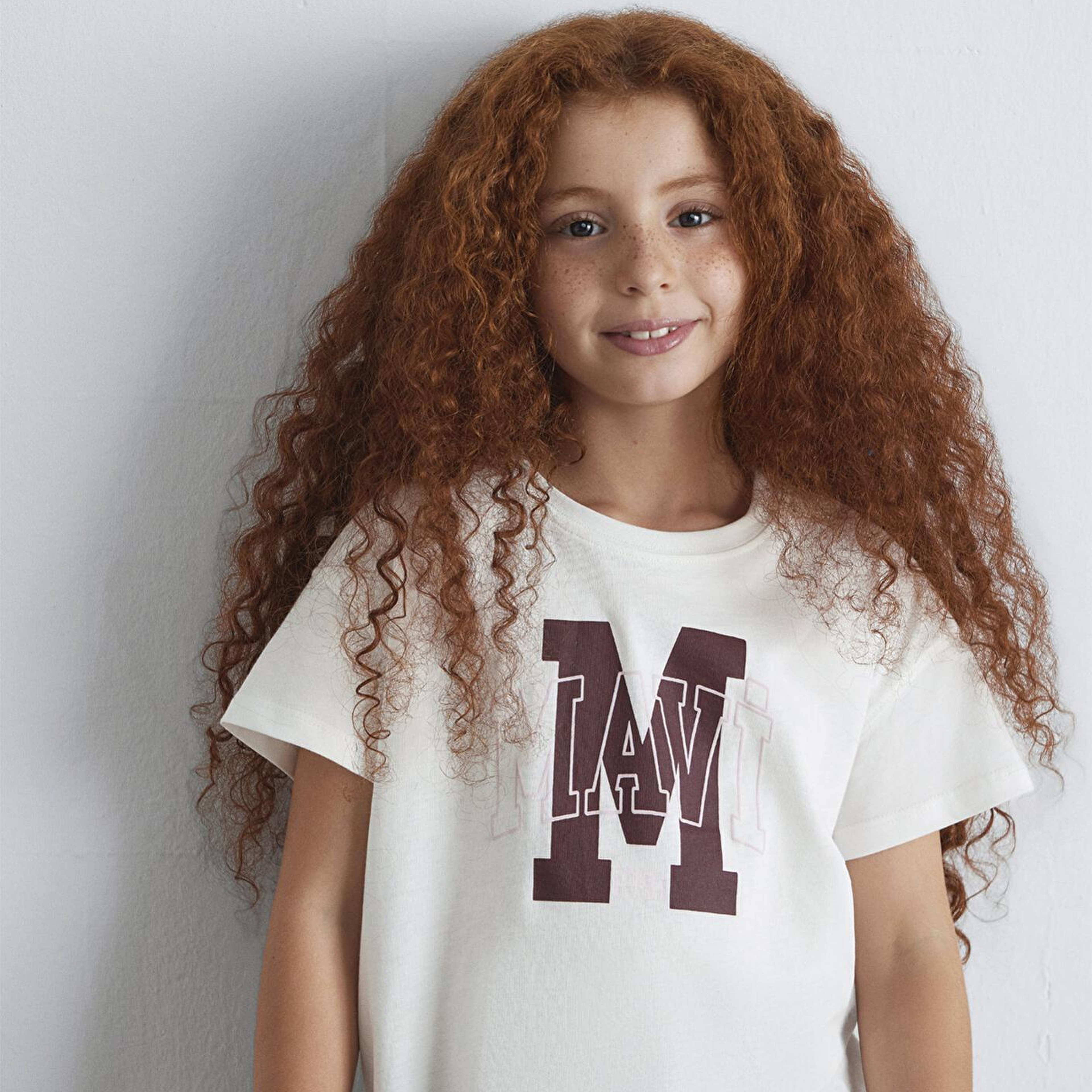 Mavi M Logo Baskılı Ekru Tişört Loose Fit / Bol Rahat Kesim 7610348-70057